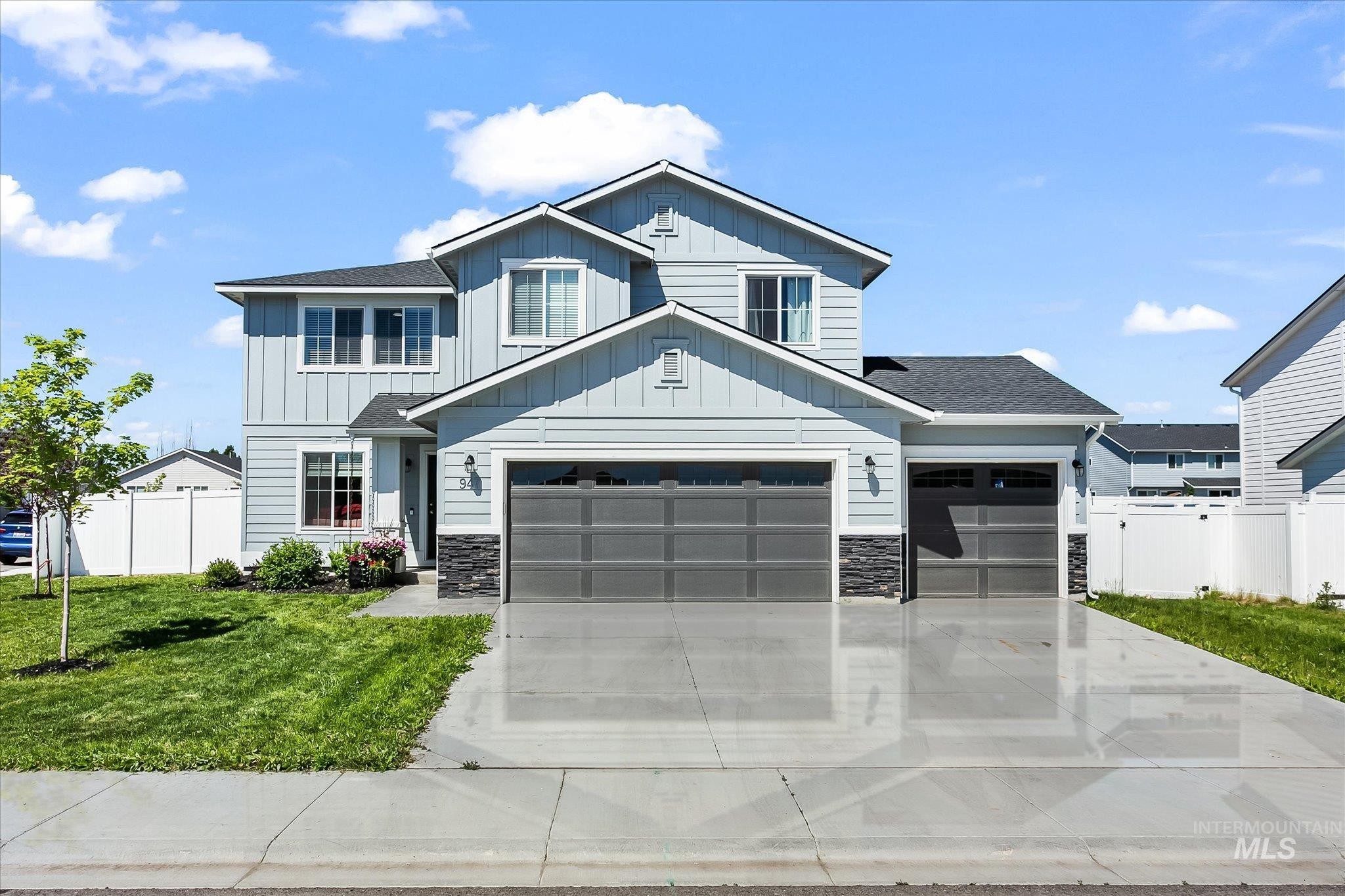 947 Tanami Ave, Kuna, Idaho, 83634, United States, 4 Bedrooms Bedrooms, ,3 BathroomsBathrooms,Residential,For Sale,947 Tanami Ave,1461004