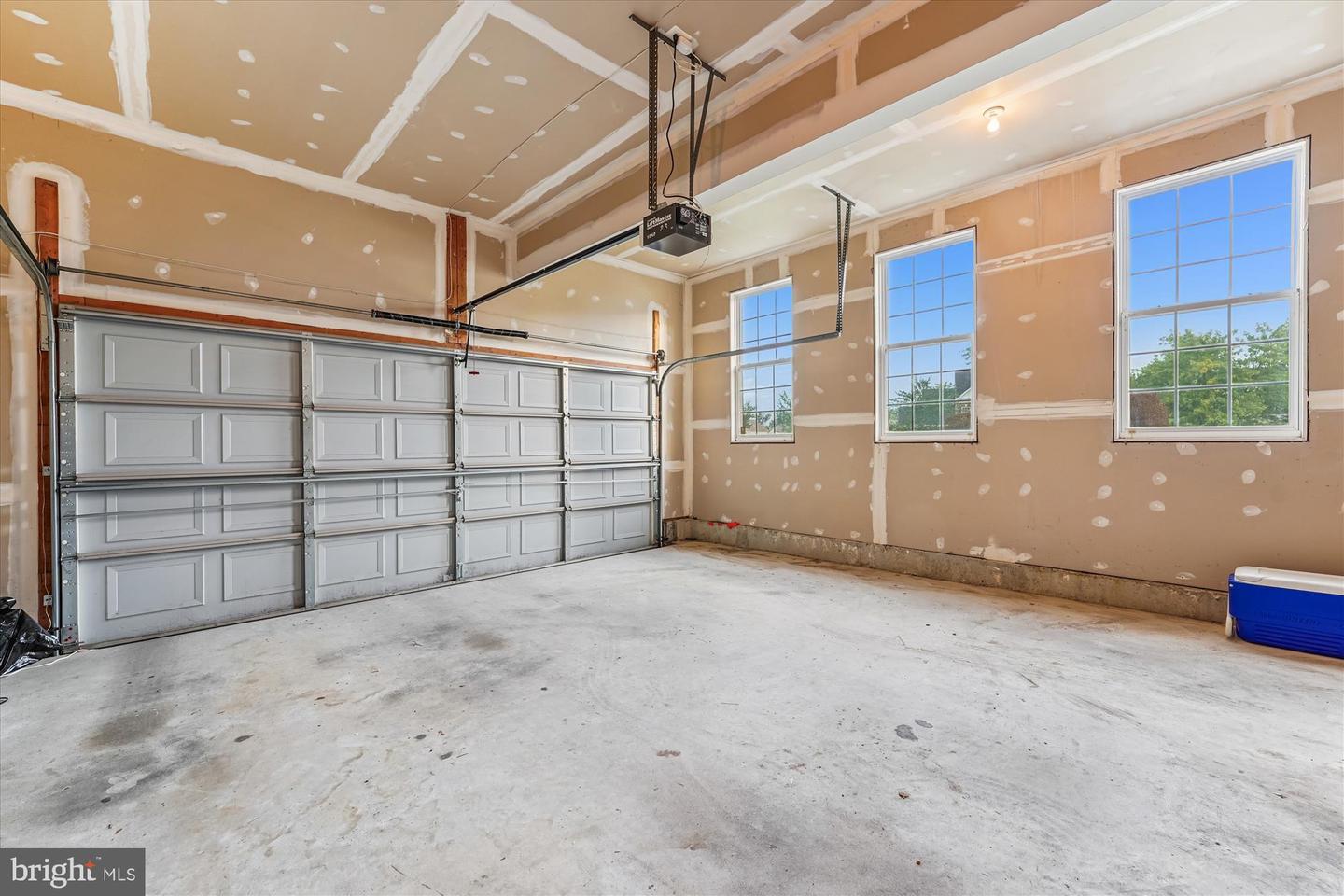White Plains, Maryland, 20695, United States, 5 Bedrooms Bedrooms, ,4 BathroomsBathrooms,Residential,For Sale,1912215