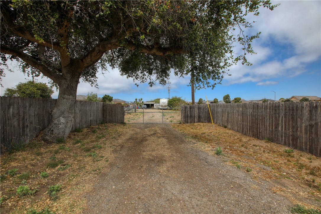 Grover Beach, California, 93433, United States, 3 Bedrooms Bedrooms, ,2 BathroomsBathrooms,Residential,For Sale,1899547