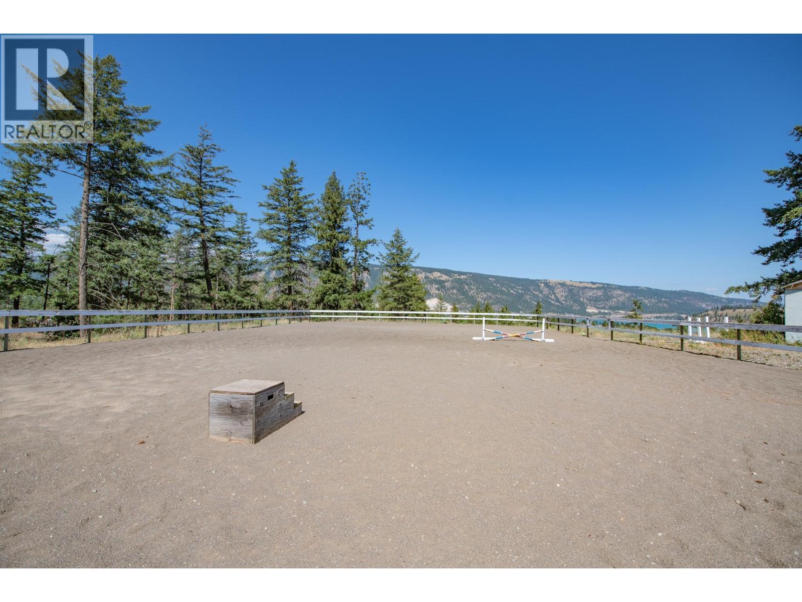 OYAMA, British Columbia, V4V 2C5, CA, 4 Bedrooms Bedrooms, ,2 BathroomsBathrooms,Residential,For Sale,1918800