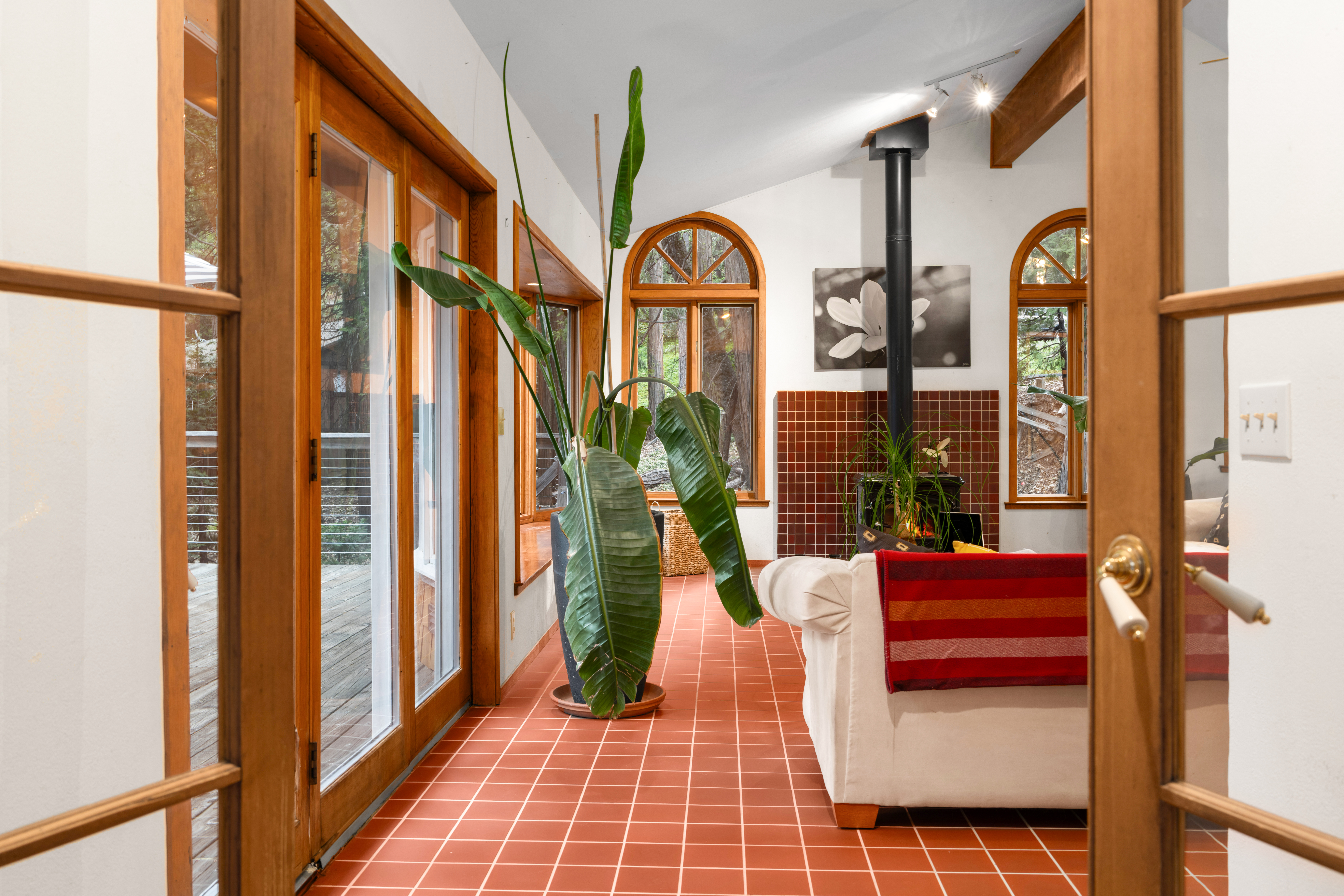  6742 Diamond Drive, Pollock Pines, CA 95726 - 物件實景