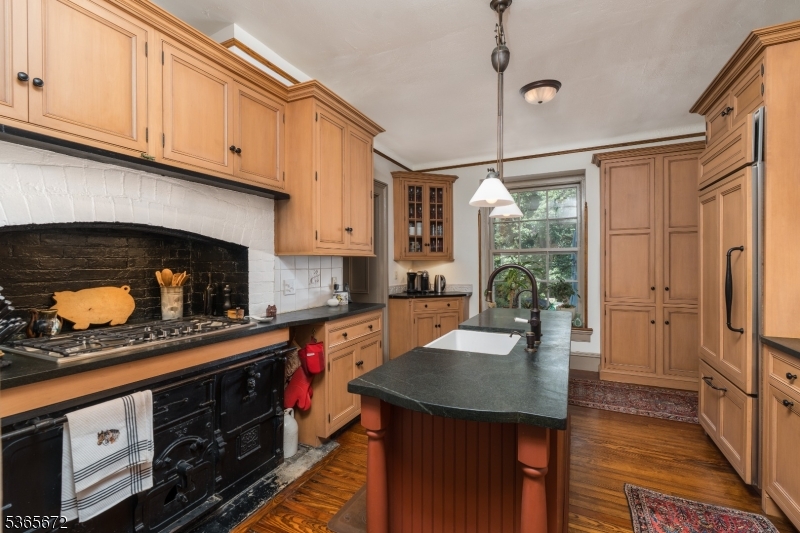 Kinnelon Boro, New Jersey, 07405, United States, 5 Bedrooms Bedrooms, ,5 BathroomsBathrooms,Residential,For Sale,2003023