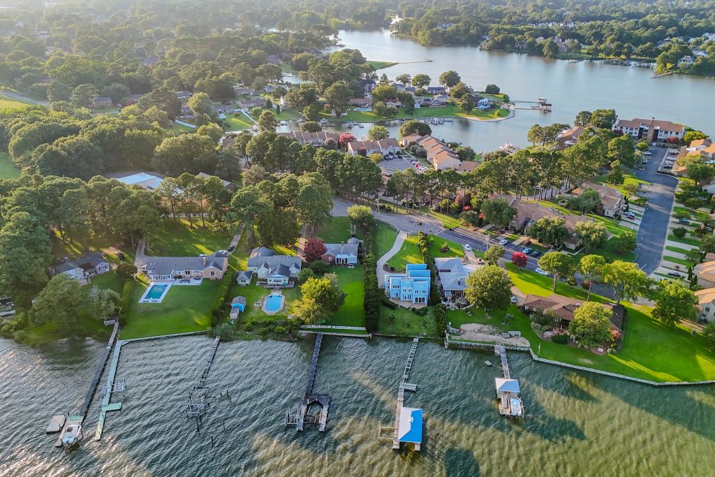 Portsmouth, Virginia, 23703, United States, 4 Bedrooms Bedrooms, ,4 BathroomsBathrooms,Residential,For Sale,1921206