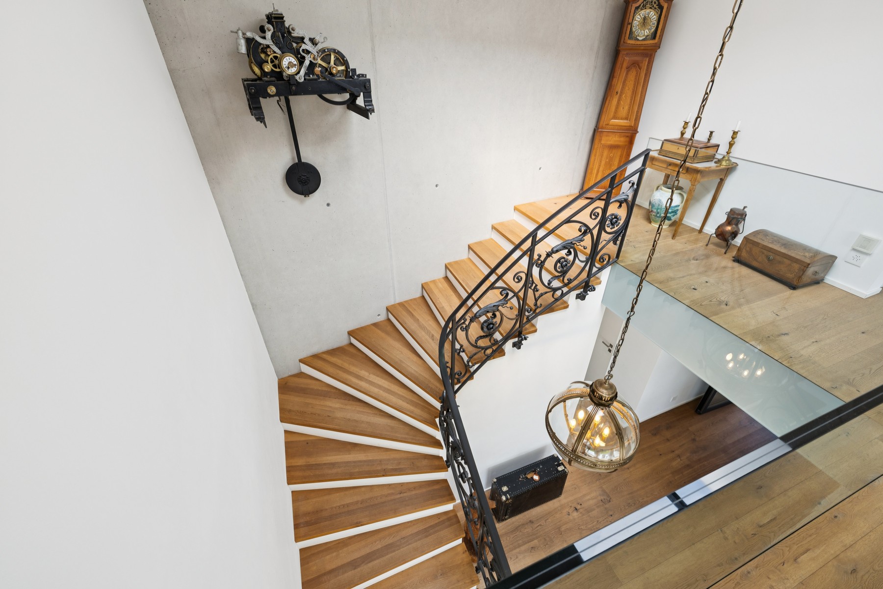  Exceptional property just outside downtown Bulle - 物件實景