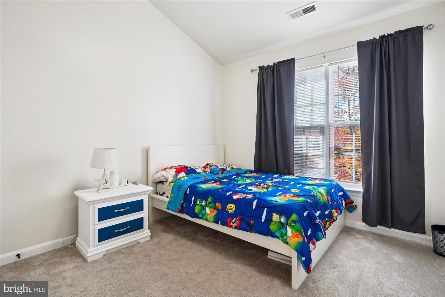 Woodbridge, Virginia, 22191, United States, 3 Bedrooms Bedrooms, ,4 BathroomsBathrooms,Residential,For Sale,1989023