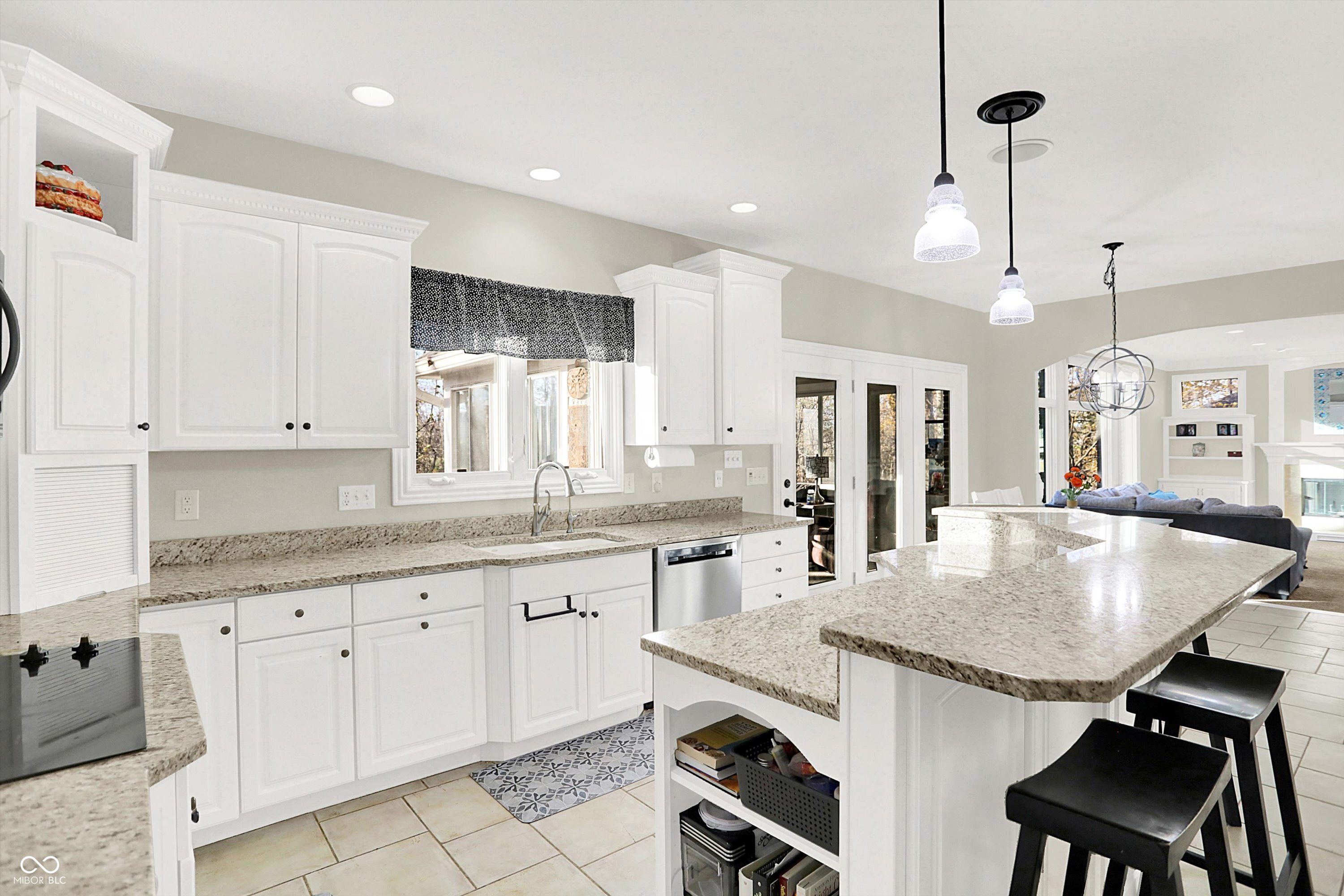 Fishers, Indiana, 46037, United States, 6 Bedrooms Bedrooms, ,5 BathroomsBathrooms,Residential,For Sale,1992348