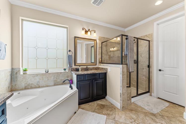 Pearland, Texas, 77089, United States, 4 Bedrooms Bedrooms, ,4 BathroomsBathrooms,Residential,For Sale,1967646