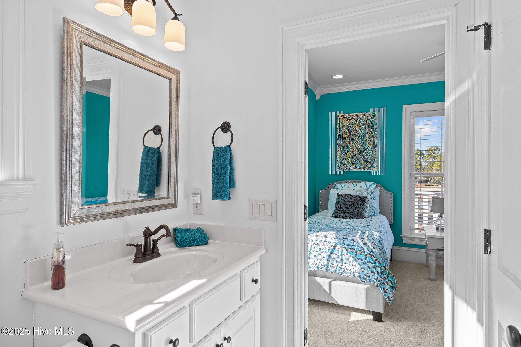 Newport, North Carolina, 28570, United States, 5 Bedrooms Bedrooms, ,7 BathroomsBathrooms,Residential,For Sale,1856837