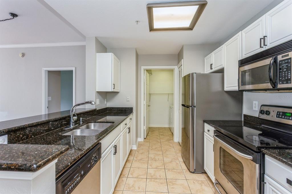 Tampa, Florida, 33602, United States, 2 Bedrooms Bedrooms, ,2 BathroomsBathrooms,Residential,For Sale,1901448