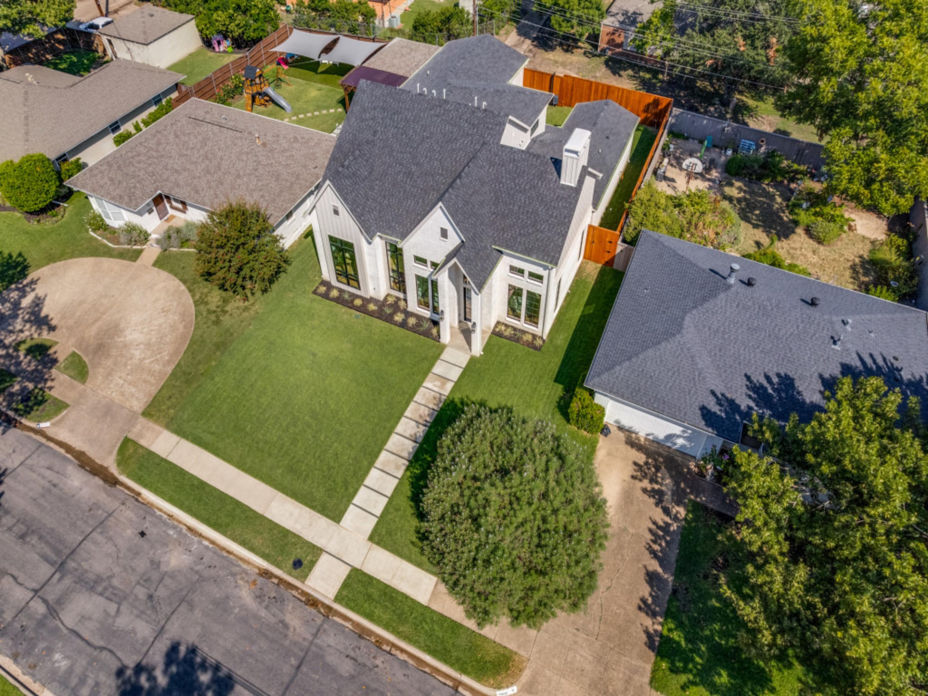  Refined Lake Highlands Living with Timeless Modern Touches - 物件實景