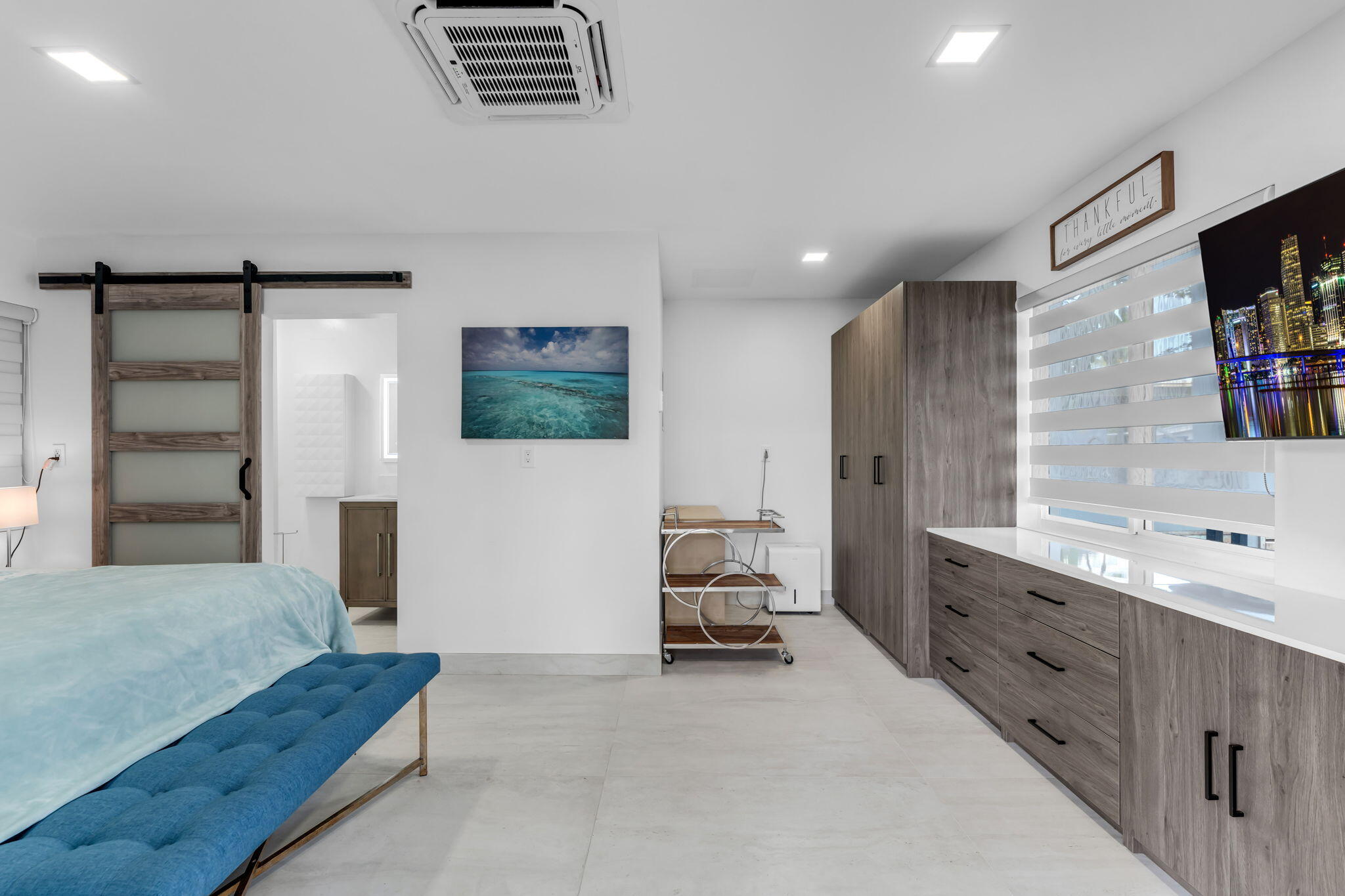 KEY LARGO, Florida, 33037, United States, 4 Bedrooms Bedrooms, ,3 BathroomsBathrooms,Residential,For Sale,1991909