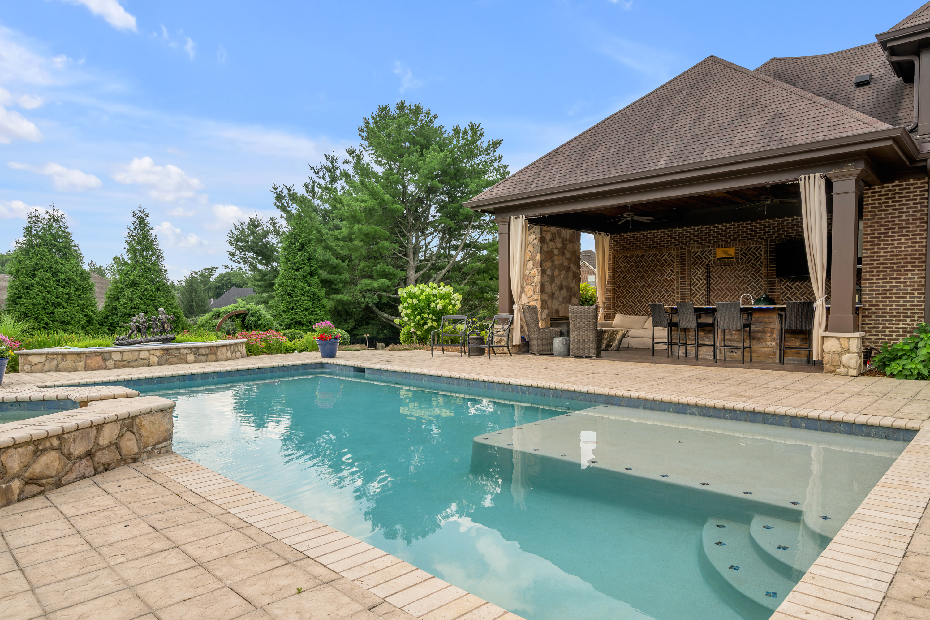  5220 Keene South Elkhorn Road - 物件實景