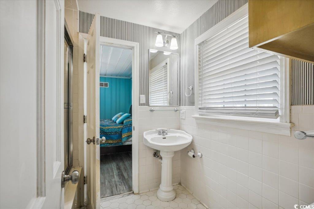 North Myrtle Beach, South Carolina, 29582, United States, 7 Bedrooms Bedrooms, ,5 BathroomsBathrooms,Residential,For Sale,1810579