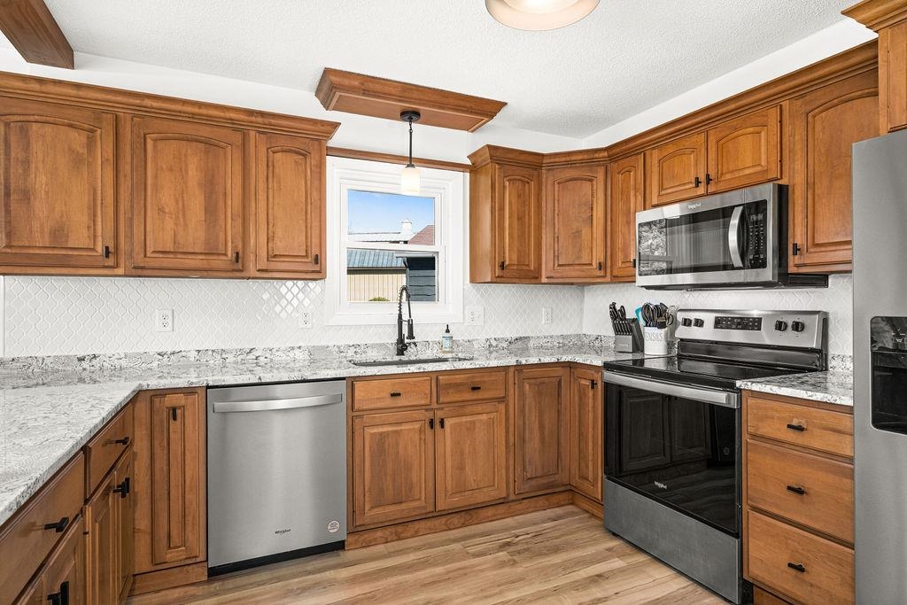 Duluth, Minnesota, 55803, United States, 4 Bedrooms Bedrooms, ,1 BathroomBathrooms,Residential,For Sale,1987307