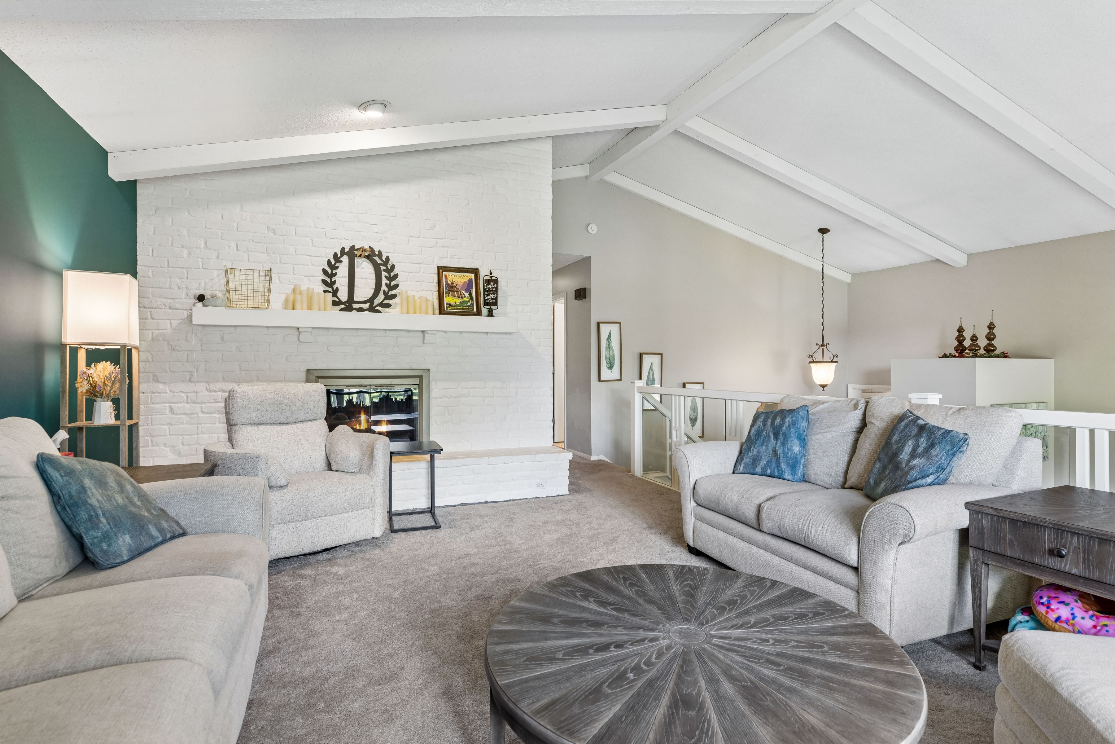  Beautifully Updated Home Overlooking Bent Creek Golf Course - 物件實景