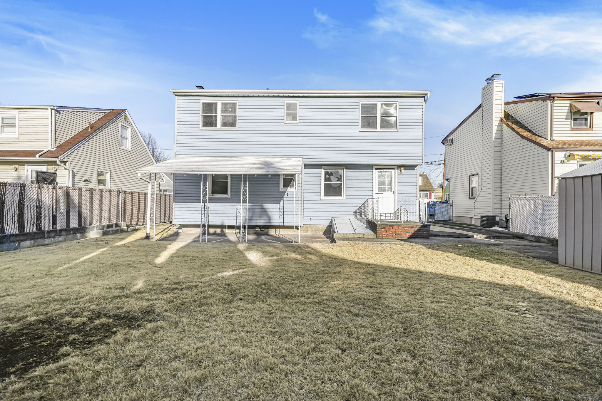 Elmwood Park, New Jersey, 07407, United States, 4 Bedrooms Bedrooms, ,2 BathroomsBathrooms,Residential,For Sale,2009645