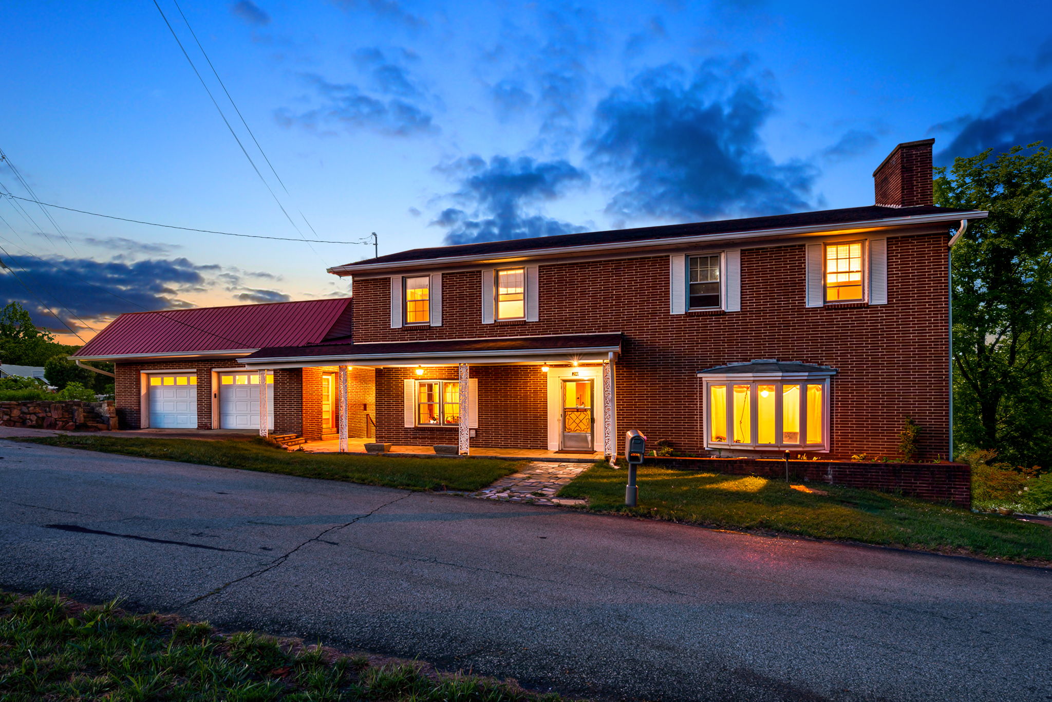 Mars Hill, North Carolina, 28754, United States, 5 Bedrooms Bedrooms, ,3 BathroomsBathrooms,Residential,For Sale,2049468