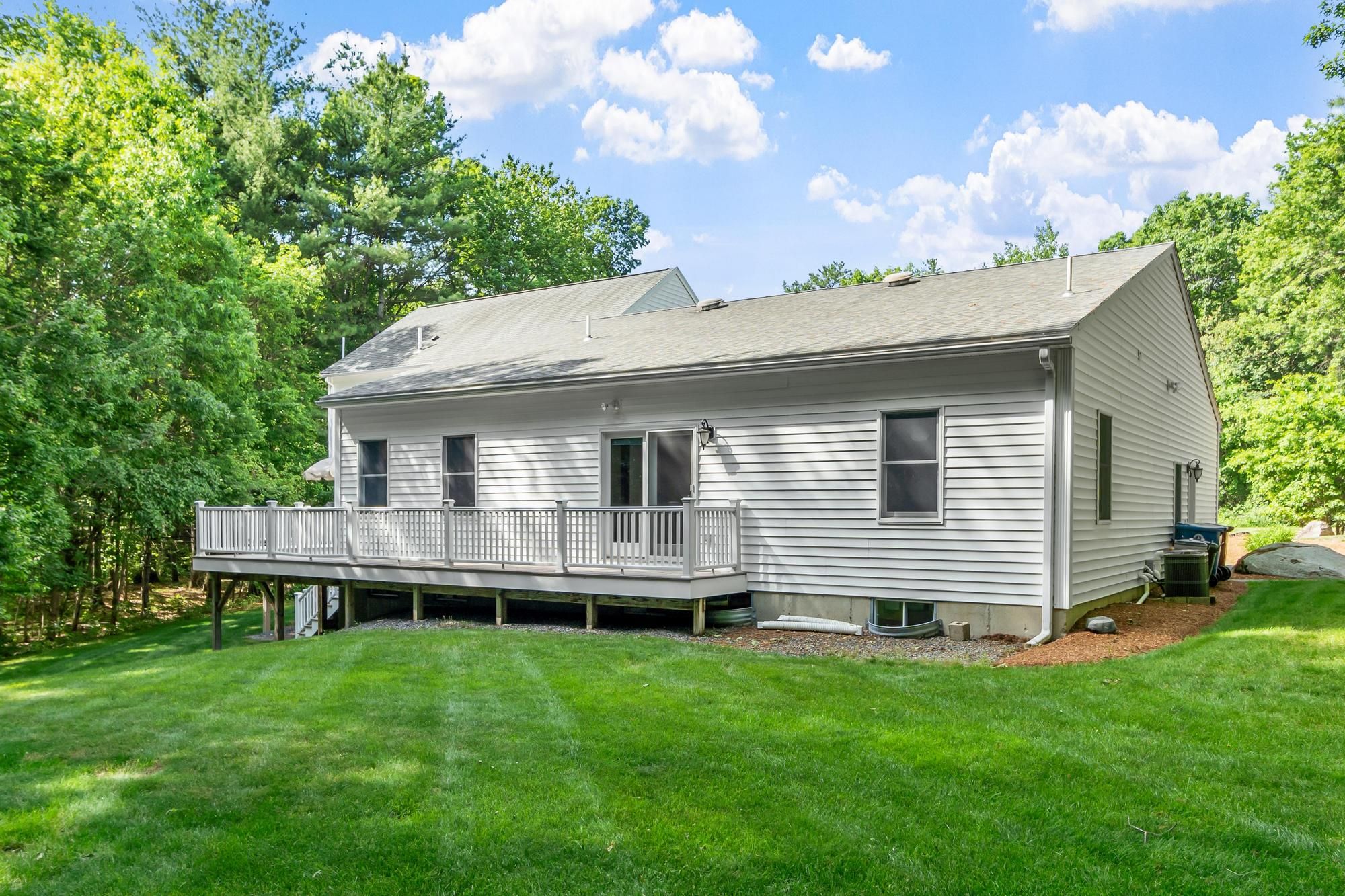  47 Sequoia Drive, Tyngsborough, MA, 01879 - 物件實景