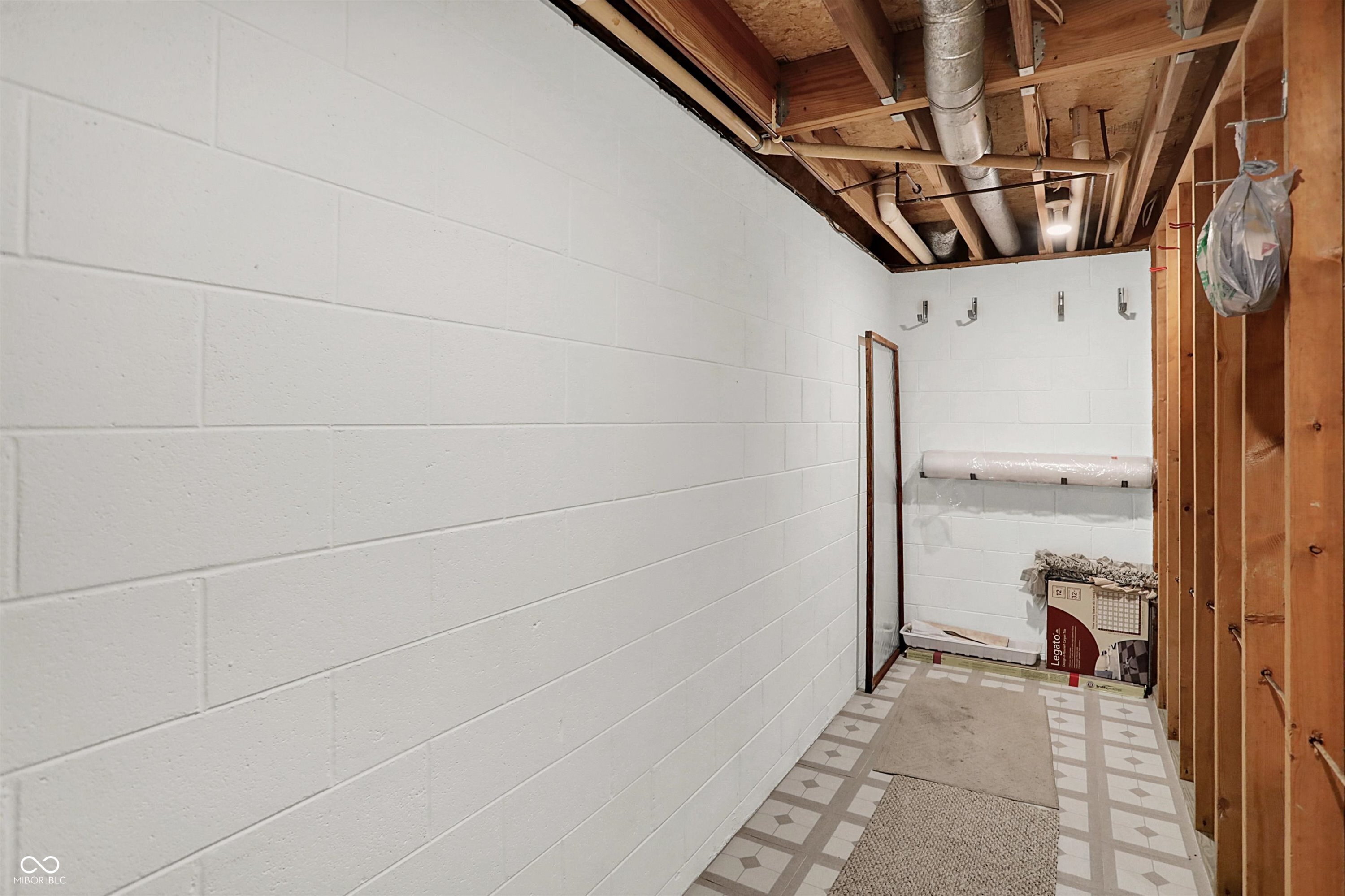 Lafayette, Indiana, 47905, United States, 3 Bedrooms Bedrooms, ,4 BathroomsBathrooms,Residential,For Sale,1979408