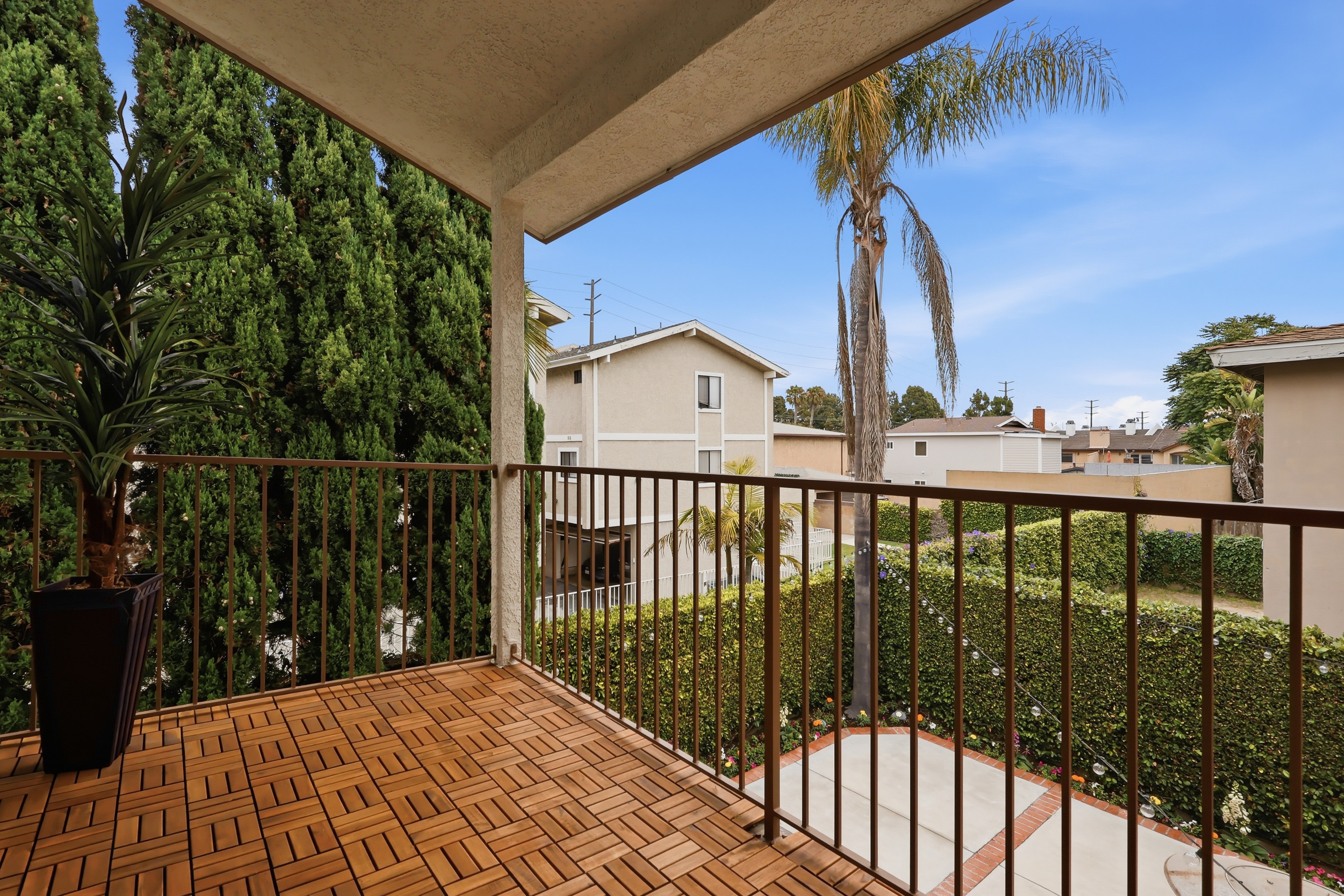  2103 Huntington Lane, Redondo Beach, CA 90278 - 物件實景