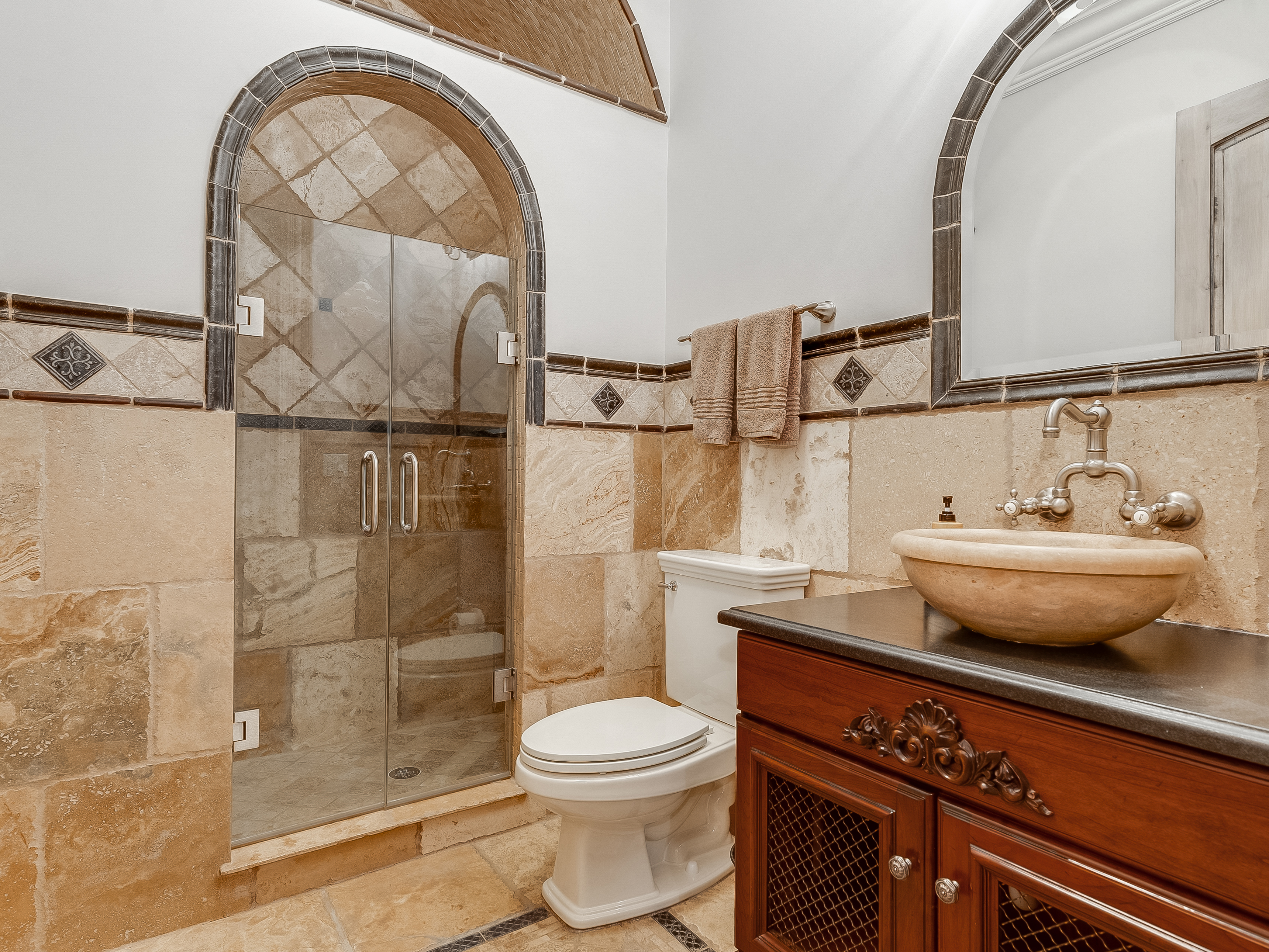  Experience Exceptional Luxury Living in Naperville