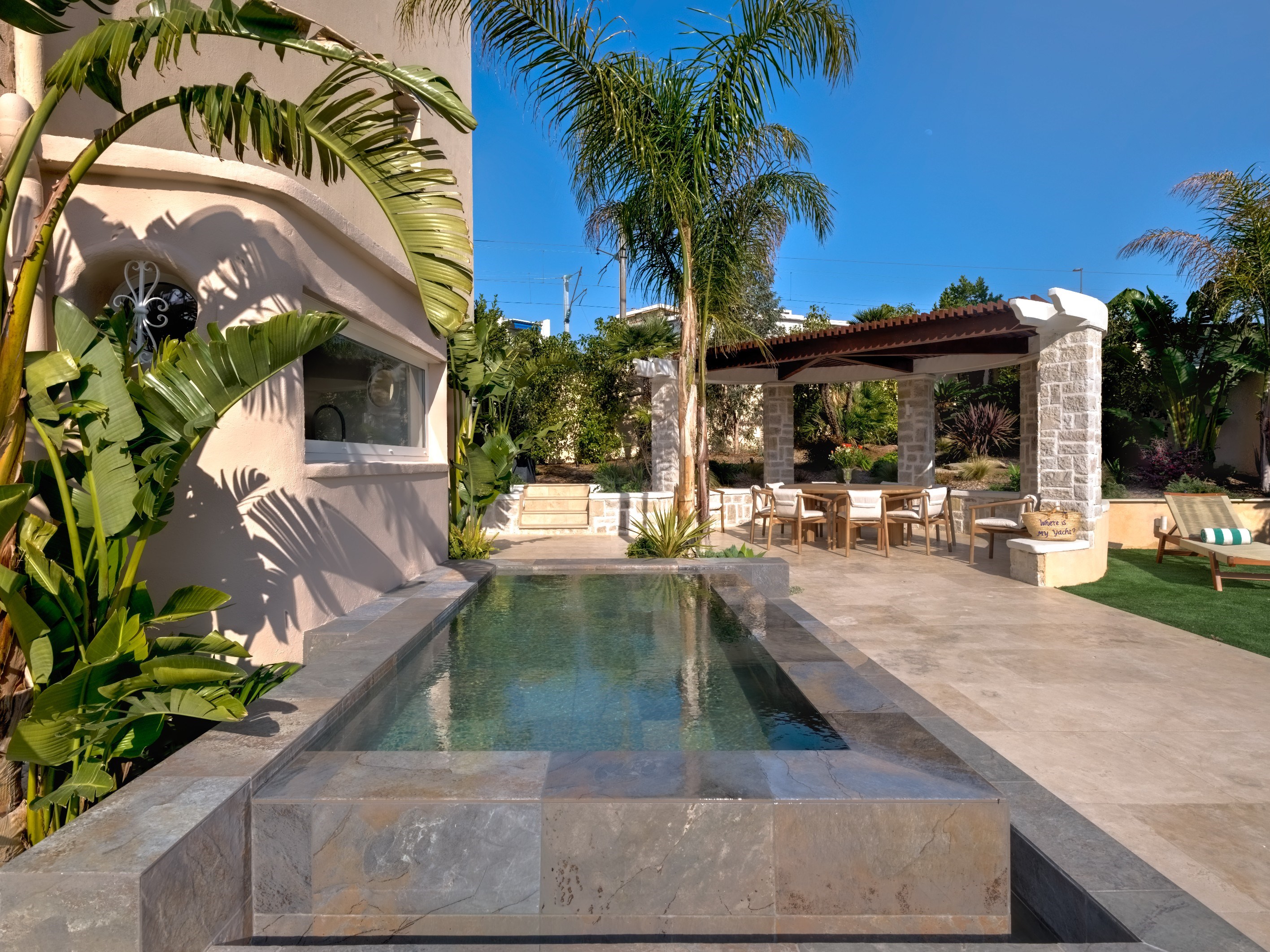  Cannes Croisette waterfront property with private garden and pool, rare duplex … - 物件實景