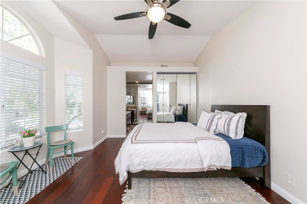 Aliso Viejo, California, 92656, United States, 2 Bedrooms Bedrooms, ,2 BathroomsBathrooms,Residential,For Sale,1901235
