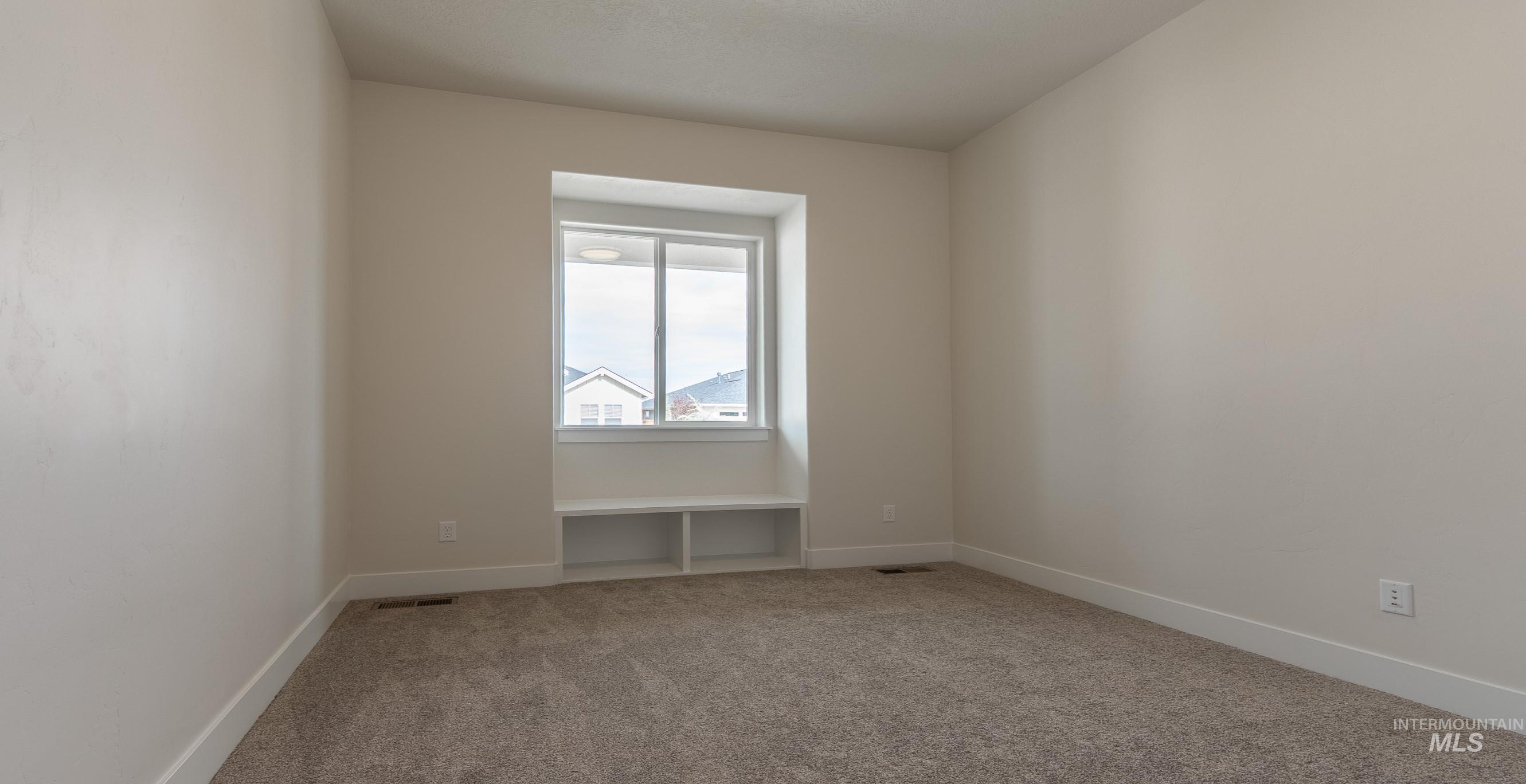 Nampa, Idaho, 83686, United States, 3 Bedrooms Bedrooms, ,Residential,For Sale,1932360