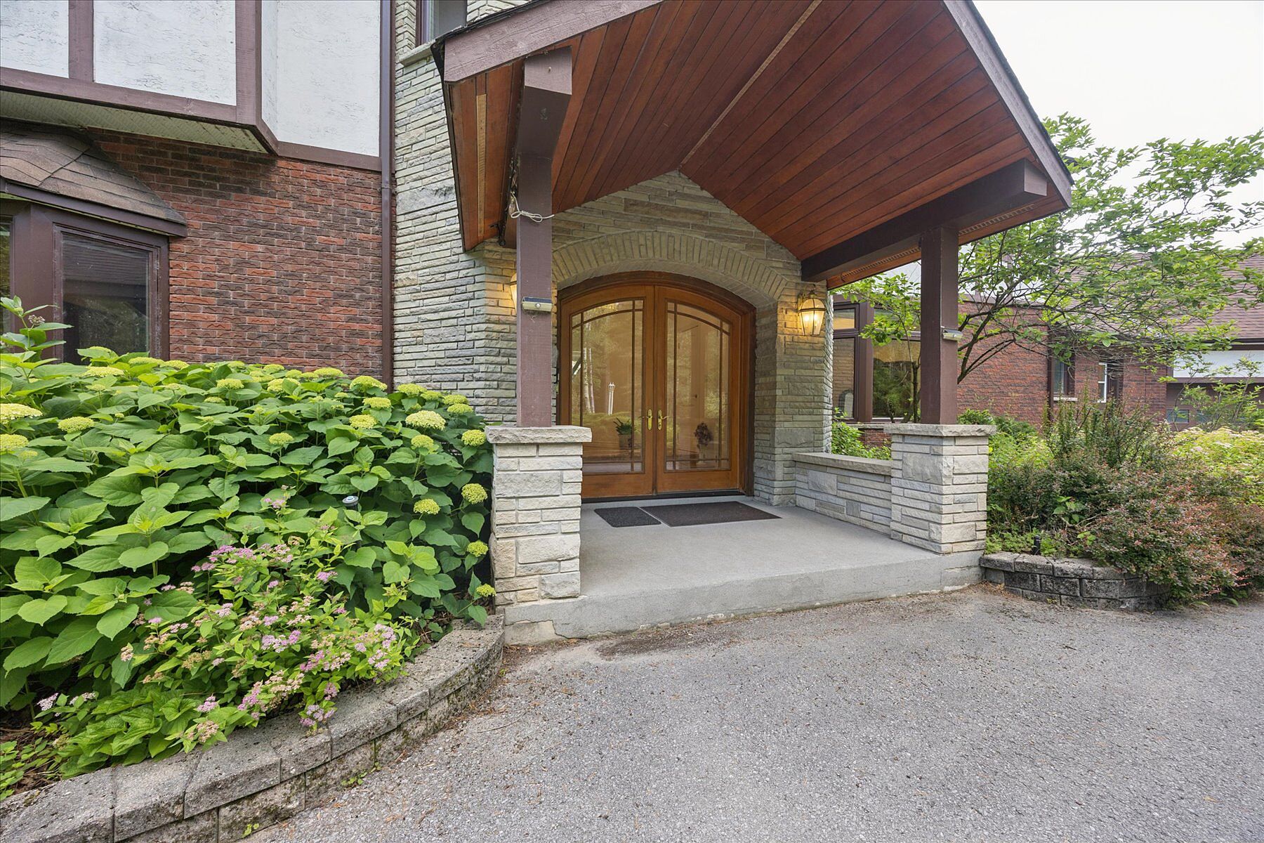  Pigeon Lake Estate-Kawarthas - 物件實景