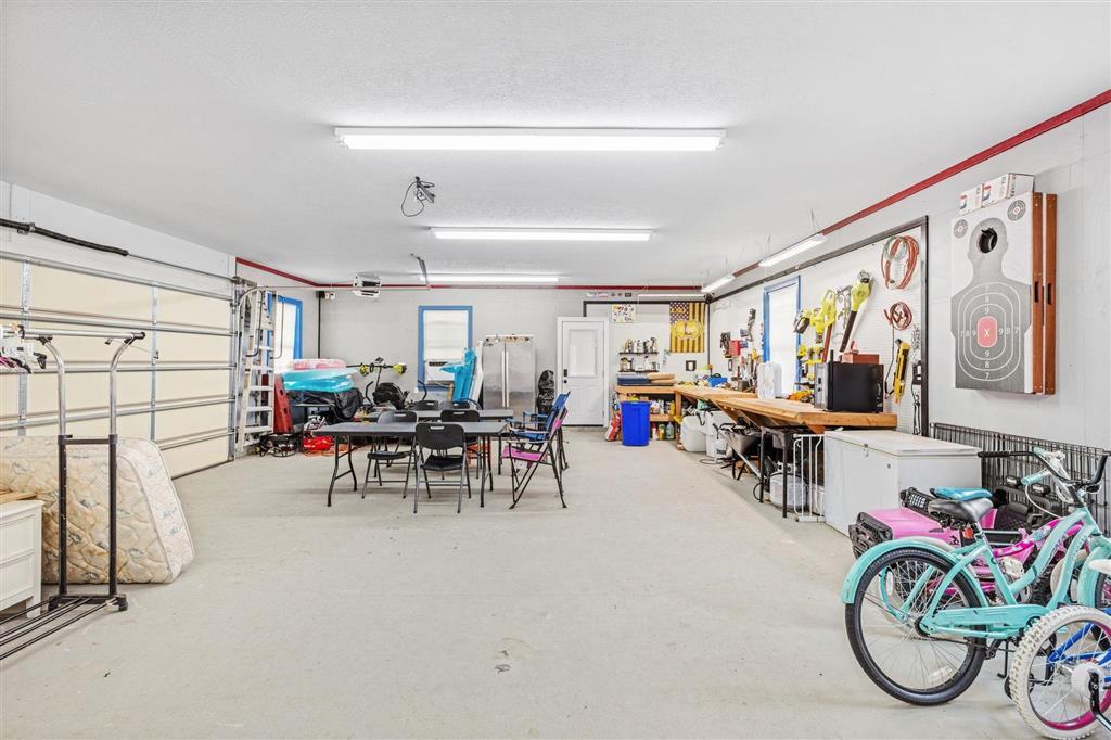 Lake Charles, Louisiana, 70611, United States, 4 Bedrooms Bedrooms, ,4 BathroomsBathrooms,Residential,For Sale,1925040