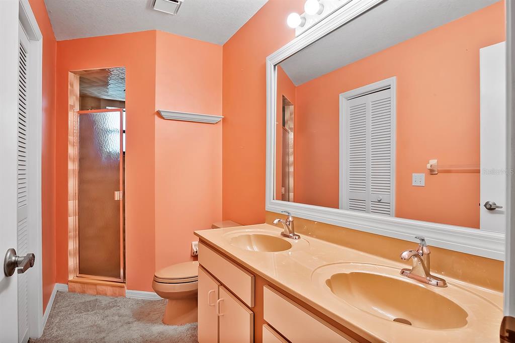 Weeki Wachee, Florida, 34607, United States, 4 Bedrooms Bedrooms, ,5 BathroomsBathrooms,Residential,For Sale,2009705