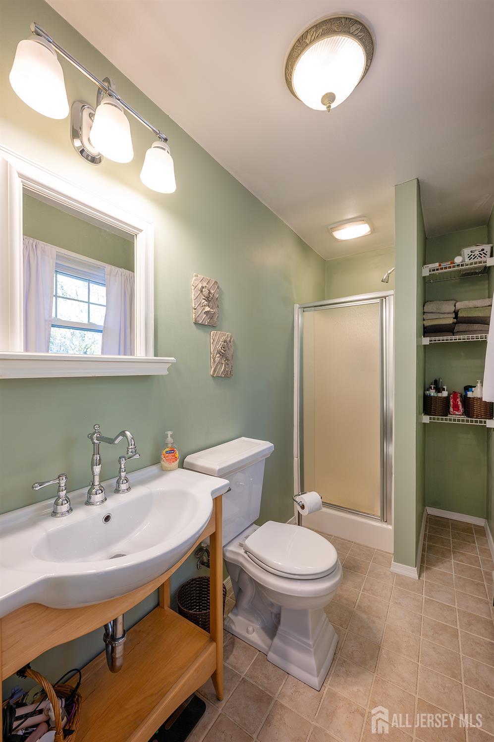 Monroe, New Jersey, 08831, United States, 5 Bedrooms Bedrooms, ,3 BathroomsBathrooms,Residential,For Sale,1988609