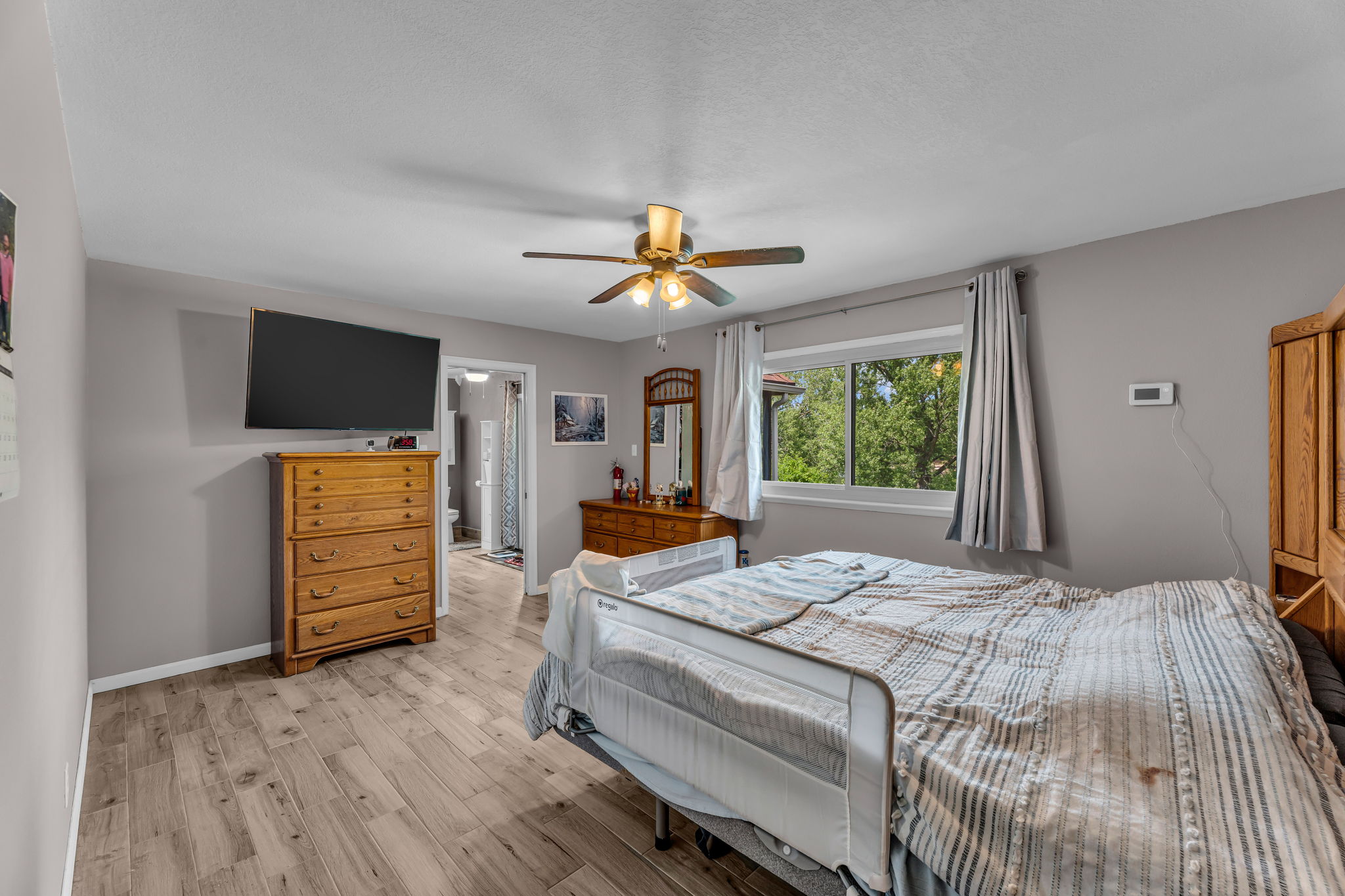 Topeka, Kansas, 66615, United States, 4 Bedrooms Bedrooms, ,8 BathroomsBathrooms,Residential,For Sale,1848877