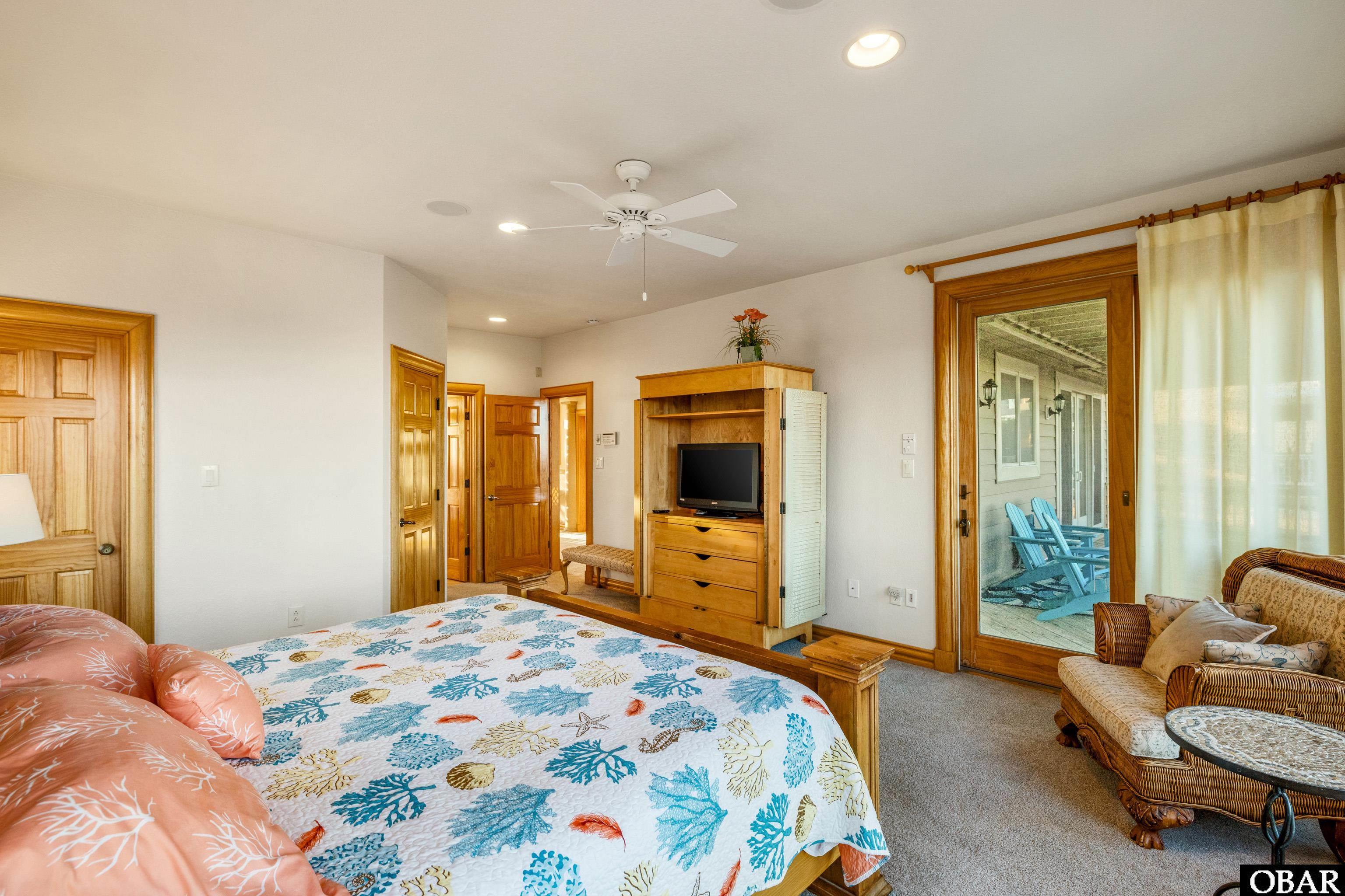 Corolla, North Carolina, 27927, United States, 6 Bedrooms Bedrooms, ,5 BathroomsBathrooms,Residential,For Sale,2010807