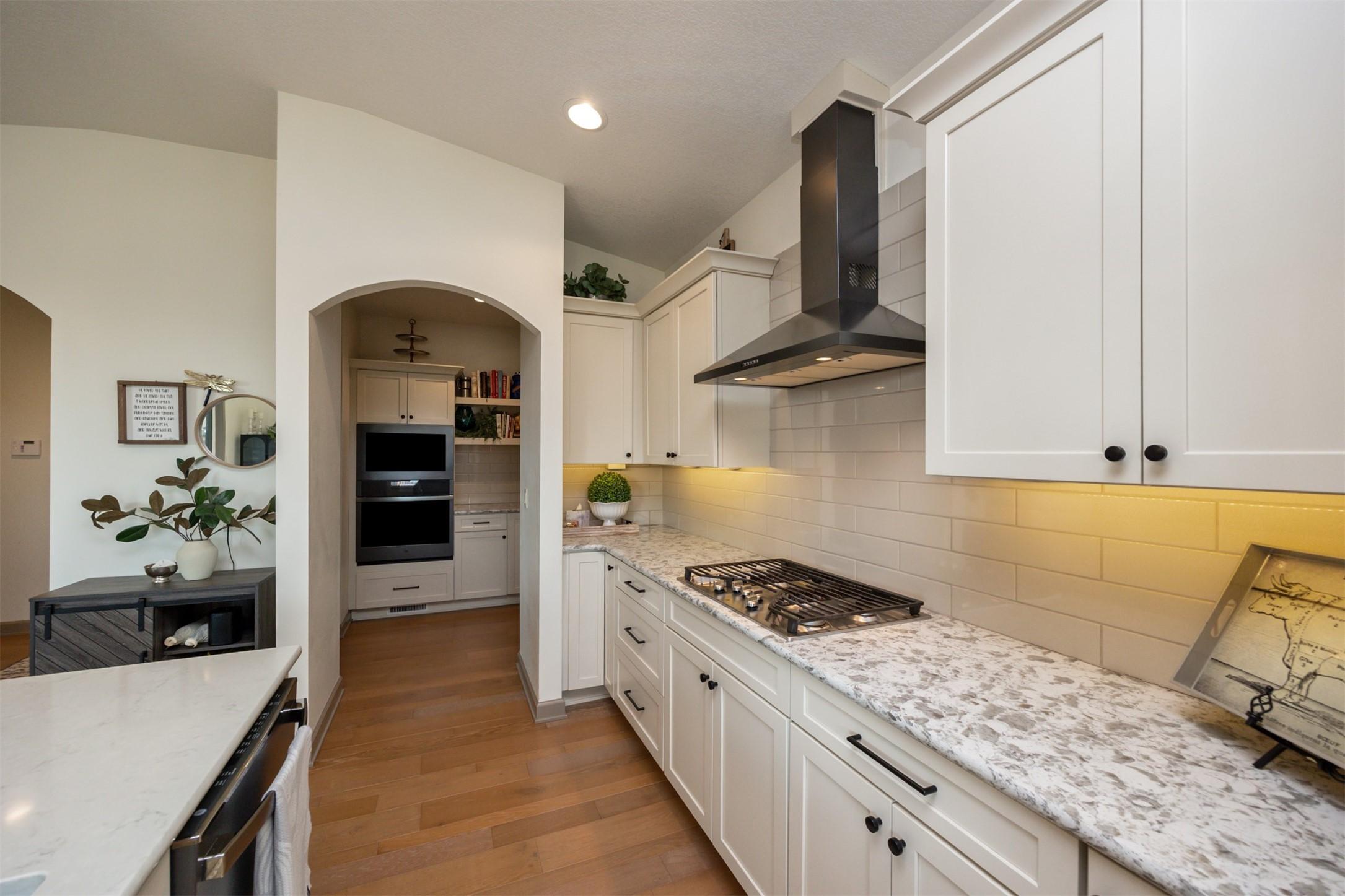 Johnston, Iowa, 50131, United States, 4 Bedrooms Bedrooms, ,4 BathroomsBathrooms,Residential,For Sale,1974668