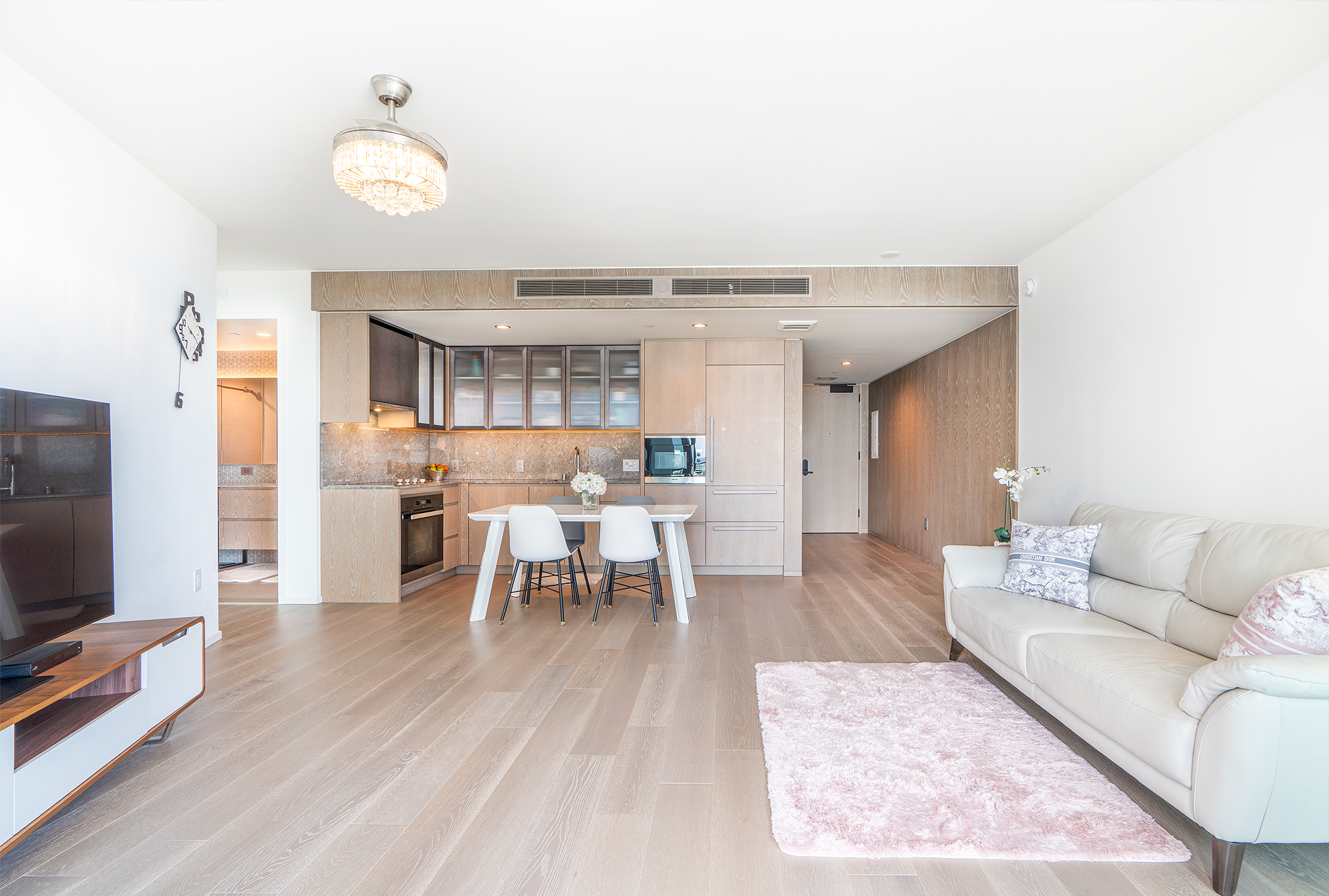 Honolulu, Hawaii, 96814, United States, 1 Bedroom Bedrooms, ,1 BathroomBathrooms,Residential,For Sale,1978157