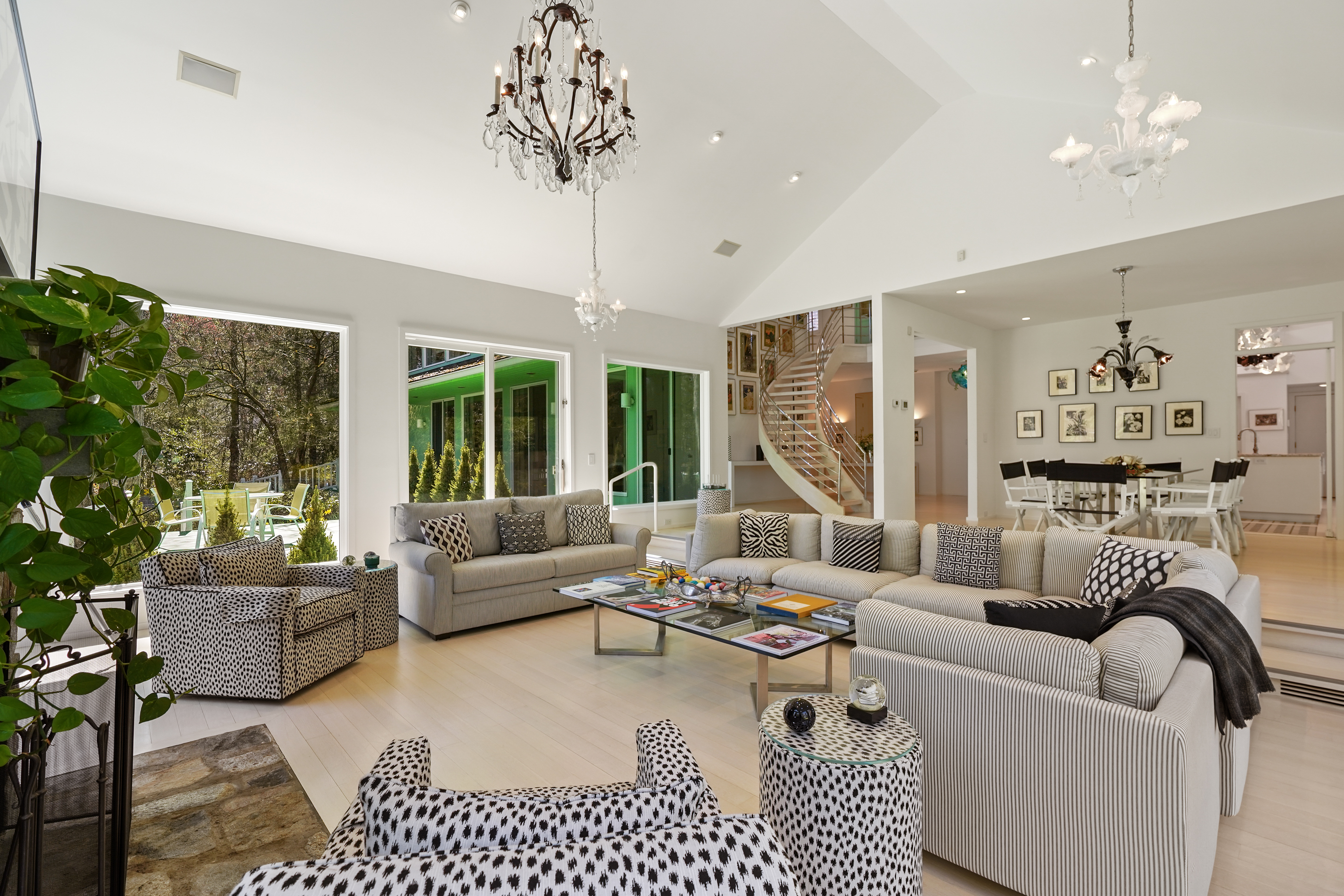  135 & 129 Zaccheus Mead Lane - 物件實景