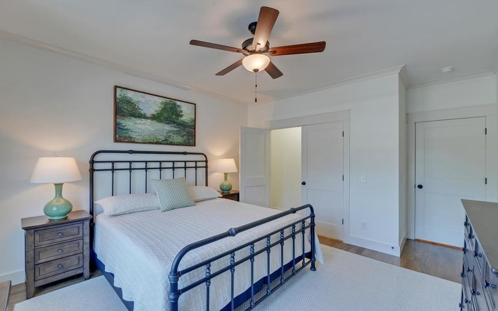 Hiawassee, Georgia, 30546, United States, 4 Bedrooms Bedrooms, ,5 BathroomsBathrooms,Residential,For Sale,1978790