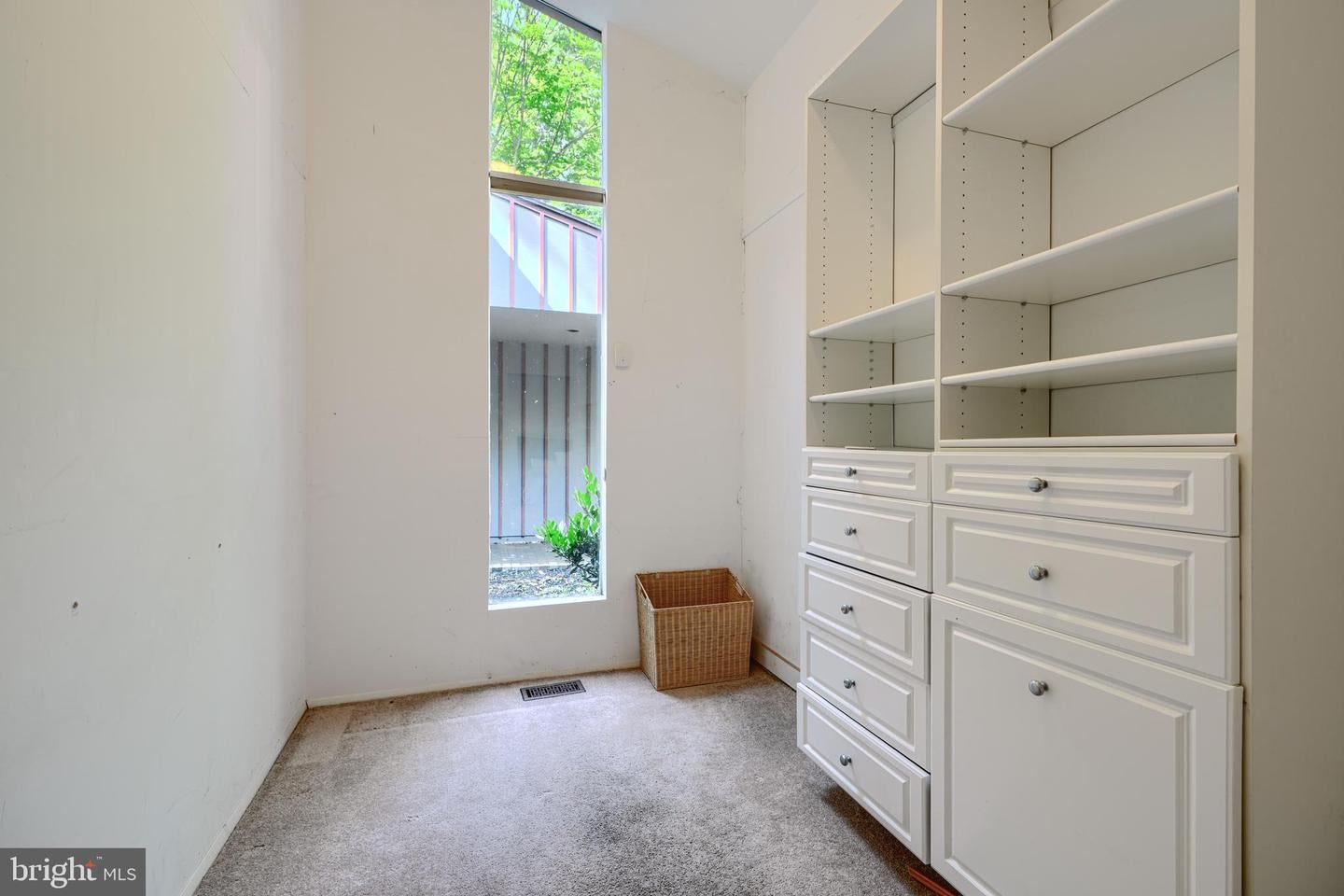 Reisterstown, Maryland, 21136, United States, 4 Bedrooms Bedrooms, ,4 BathroomsBathrooms,Residential,For Sale,1983580