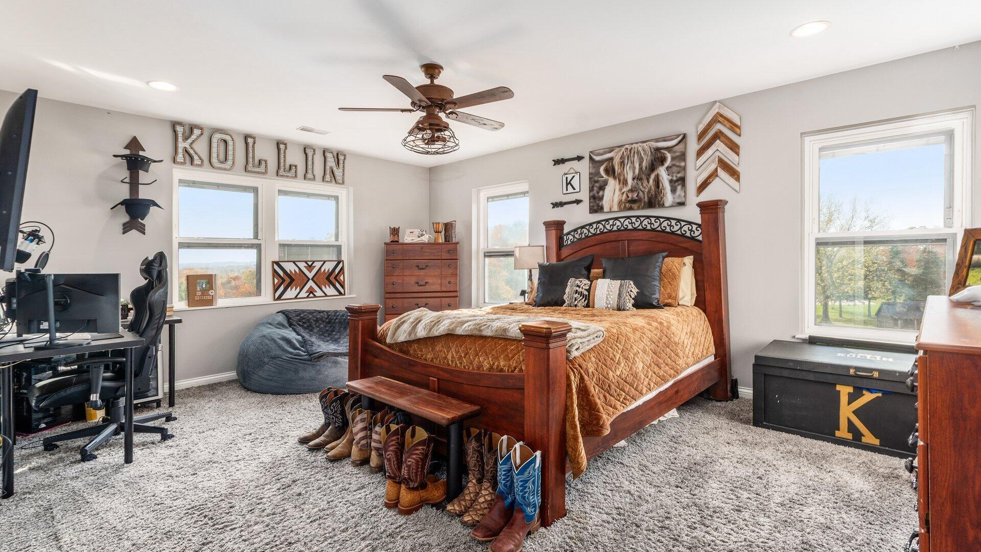 Hebron, Ohio, 43025, United States, 5 Bedrooms Bedrooms, ,5 BathroomsBathrooms,Residential,For Sale,1988631