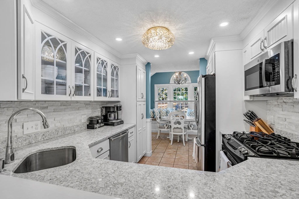 Franklin, Massachusetts, 02038, United States, 2 Bedrooms Bedrooms, ,Residential,For Sale,1984622