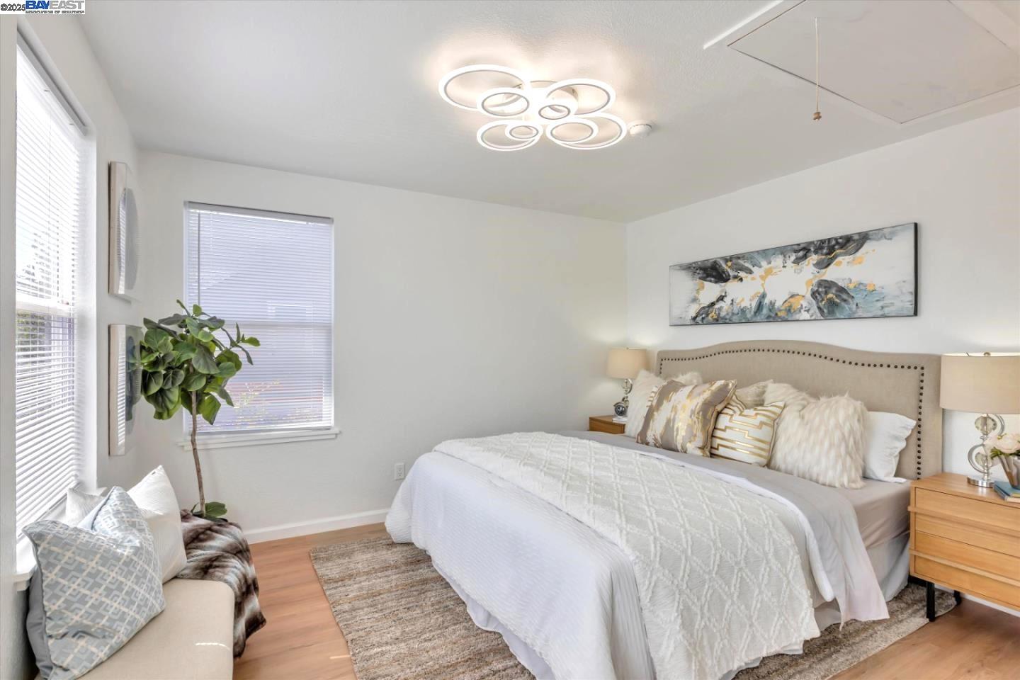 Oakland, California, 94603, United States, 3 Bedrooms Bedrooms, ,2 BathroomsBathrooms,Residential,For Sale,1991687