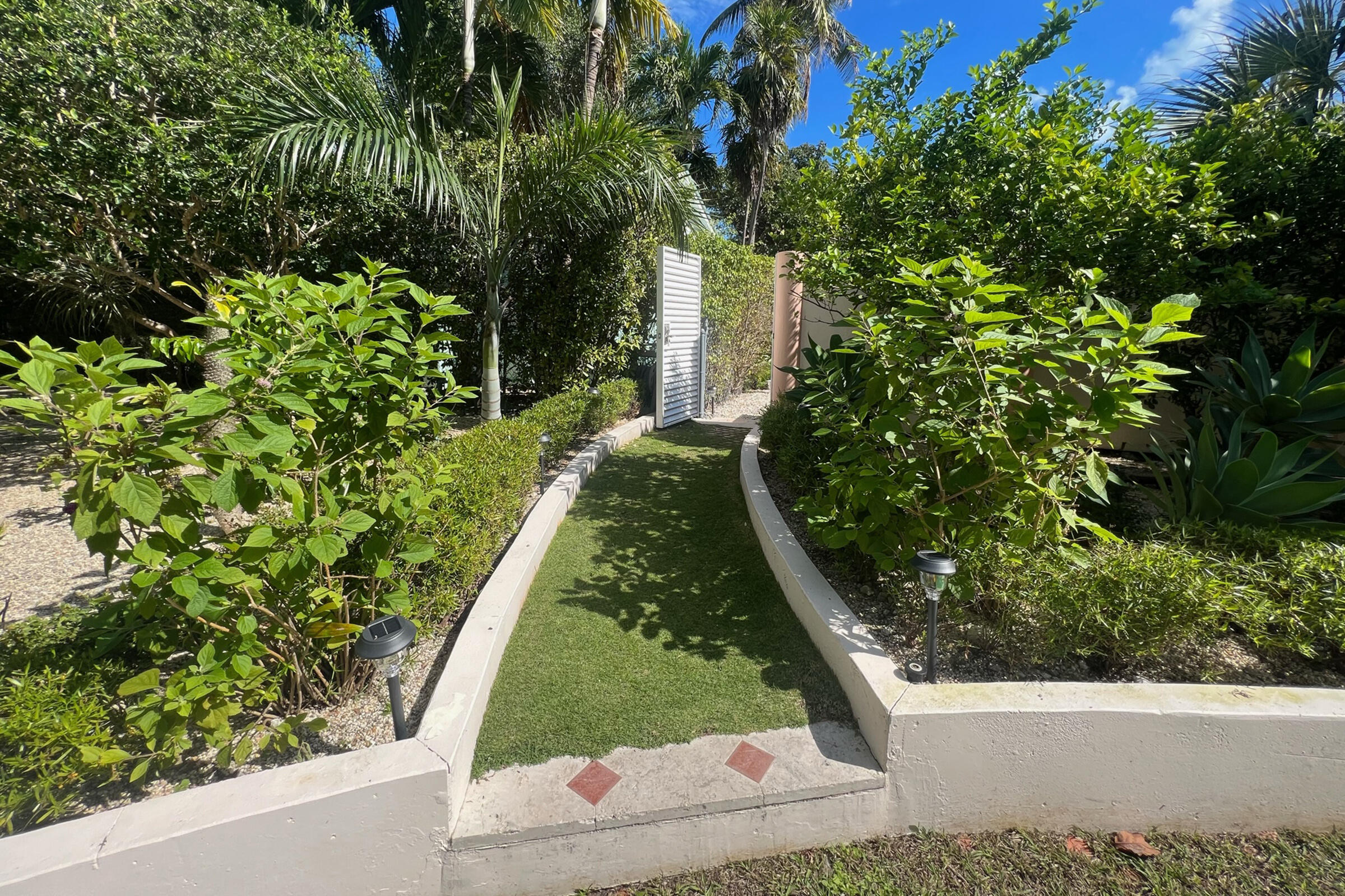 Islamorada, Florida, 33036, United States, 3 Bedrooms Bedrooms, ,3 BathroomsBathrooms,Residential,For Sale,1857577