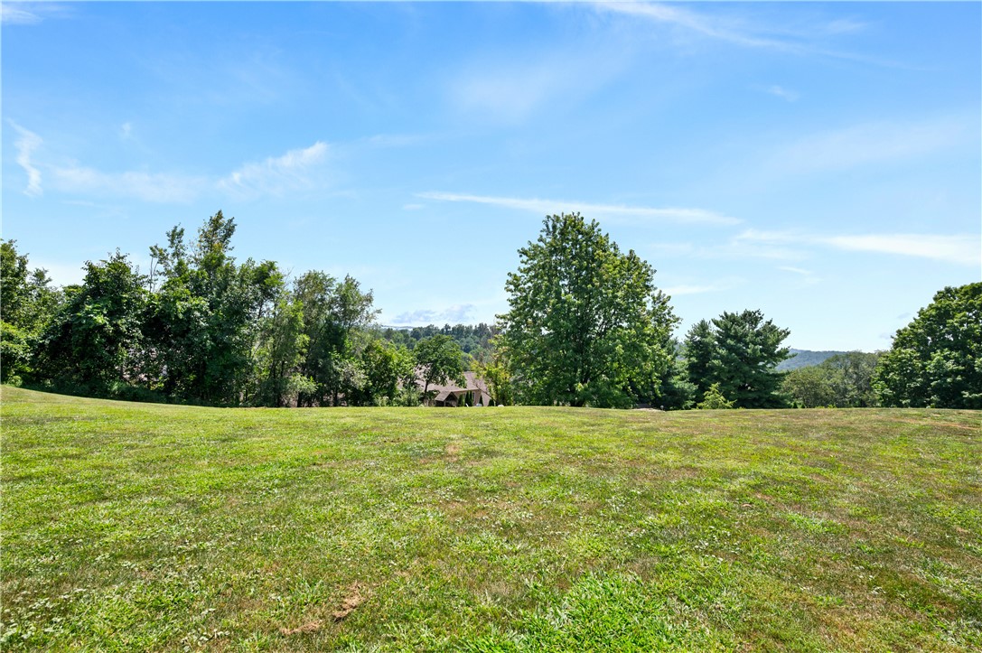 Penn Twp, Pennsylvania, 15642, United States, 5 Bedrooms Bedrooms, ,4 BathroomsBathrooms,Residential,For Sale,2001682