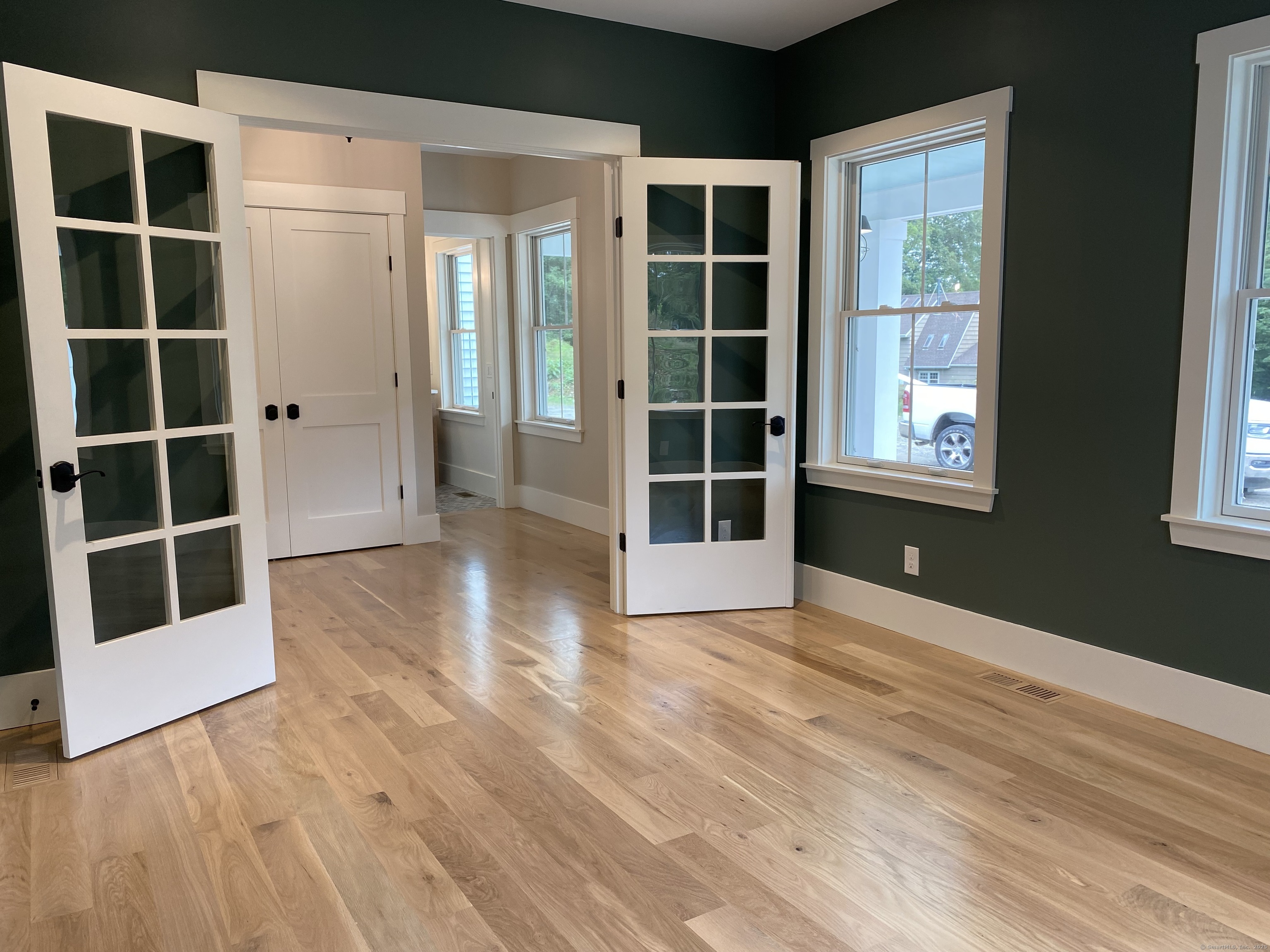 Southbury, Connecticut, 06488, United States, 4 Bedrooms Bedrooms, ,3 BathroomsBathrooms,Residential,For Sale,1941741
