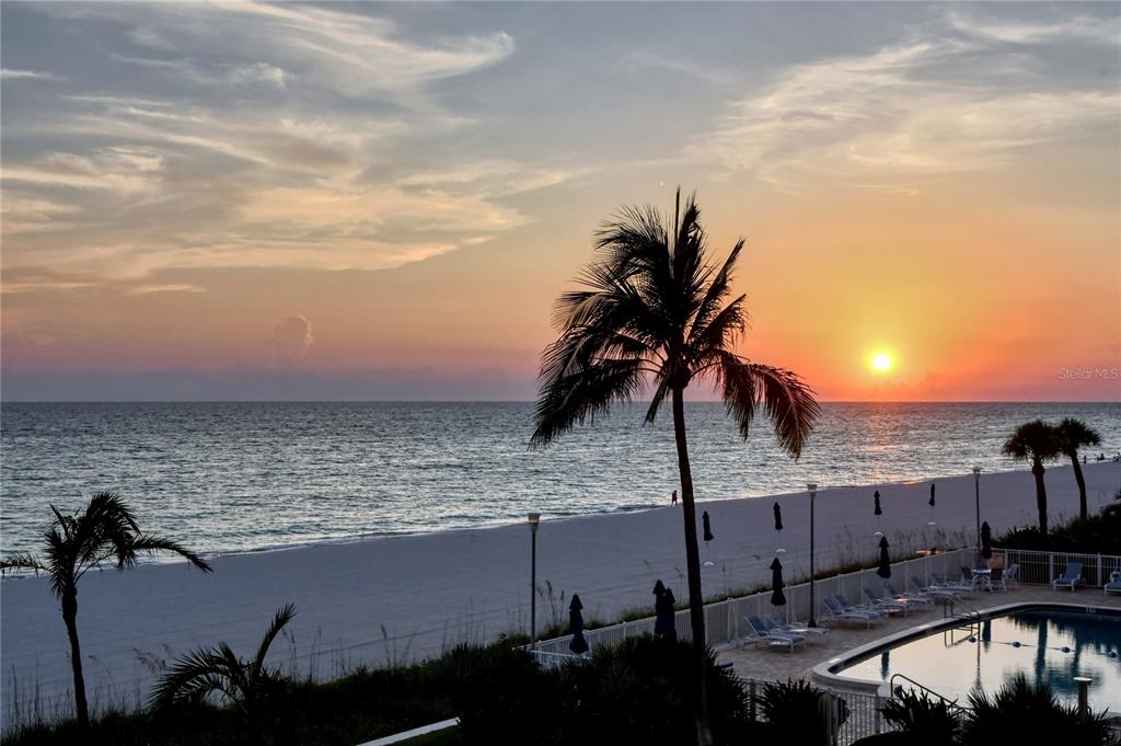 Longboat Key, Florida, 34228, United States, 2 Bedrooms Bedrooms, ,2 BathroomsBathrooms,Residential,For Sale,1987761