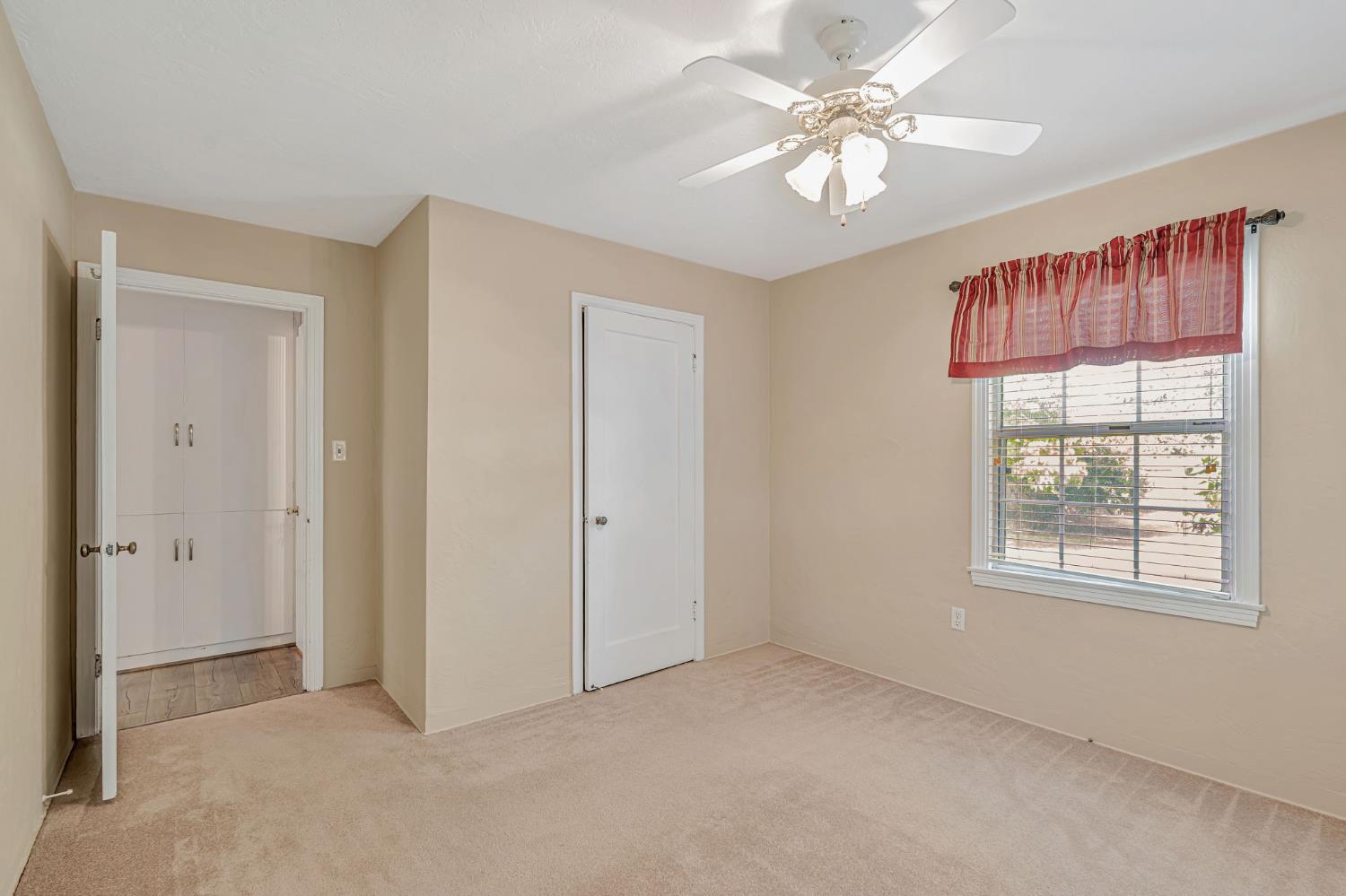 Modesto, California, 95350, United States, 3 Bedrooms Bedrooms, ,2 BathroomsBathrooms,Residential,For Sale,1927258