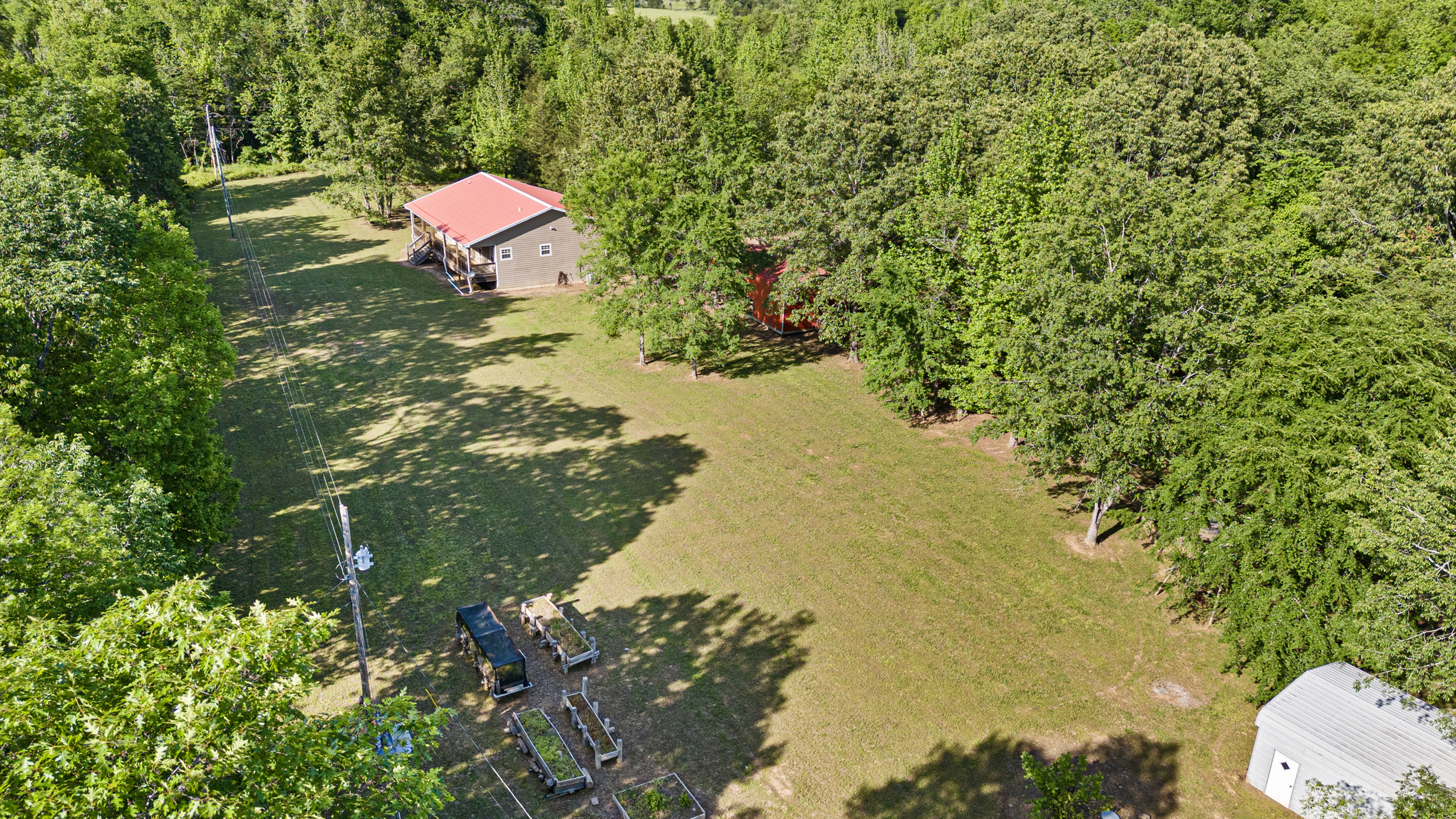 Pettigrew, Arkansas, 72752, United States, 5 Bedrooms Bedrooms, ,4 BathroomsBathrooms,Residential,For Sale,1826540