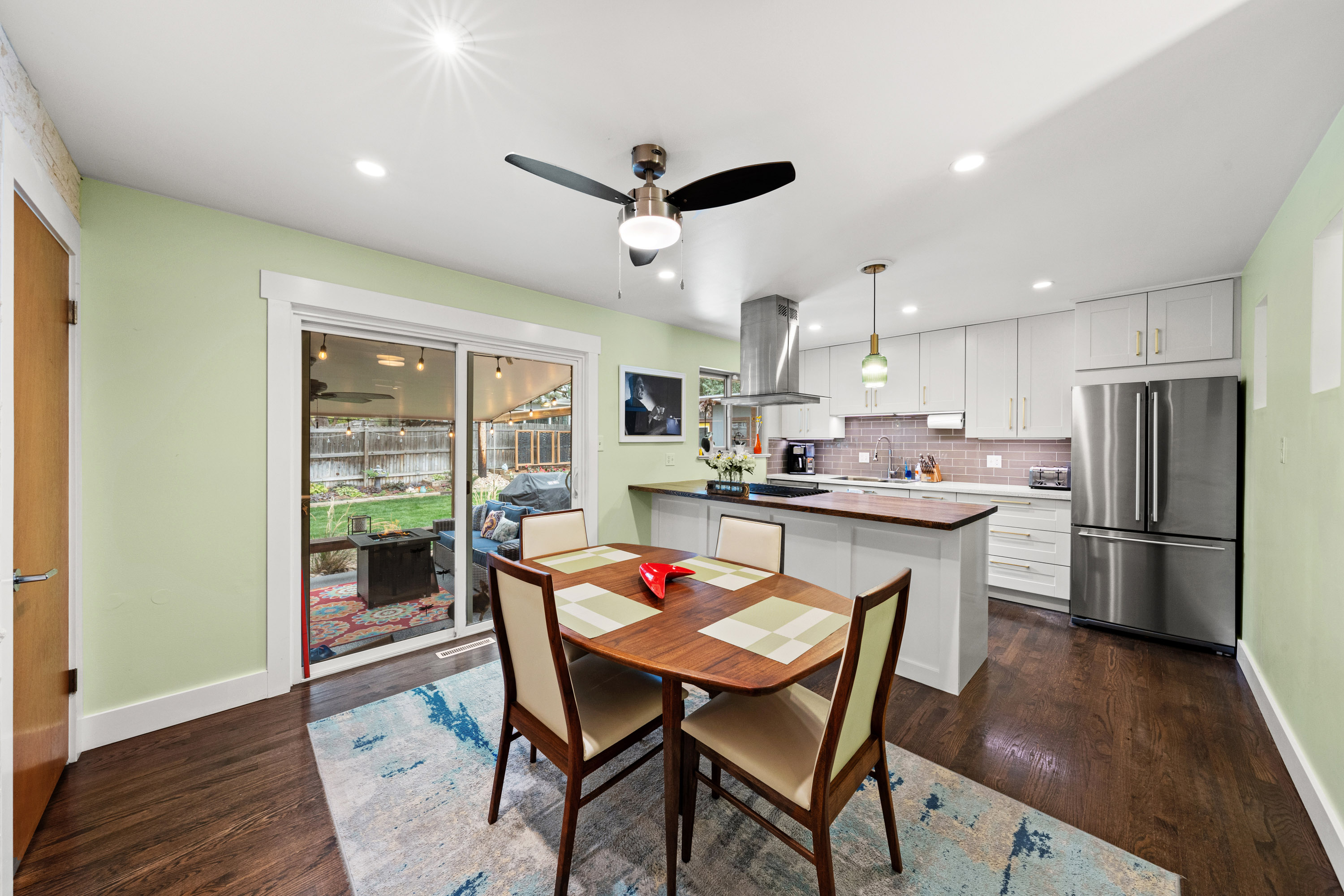  Beautifully Updated 5-Bedroom, 3-Bath Ranch - 物件實景