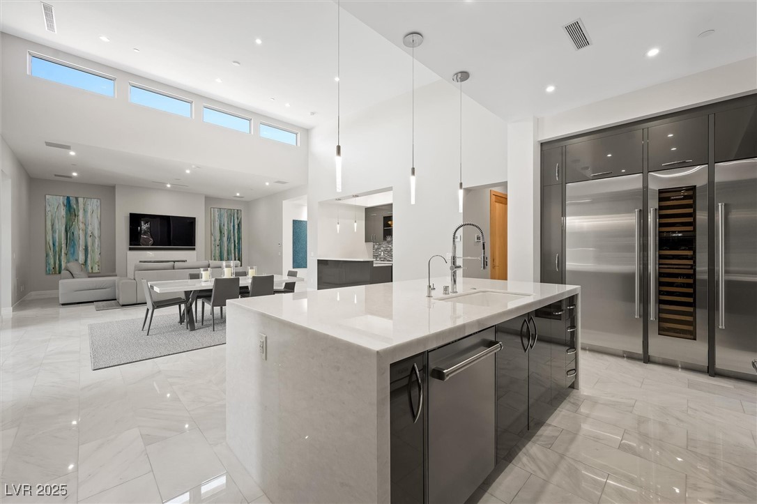 Las Vegas, Nevada, 89135, United States, 3 Bedrooms Bedrooms, ,4 BathroomsBathrooms,Residential,For Sale,1993363